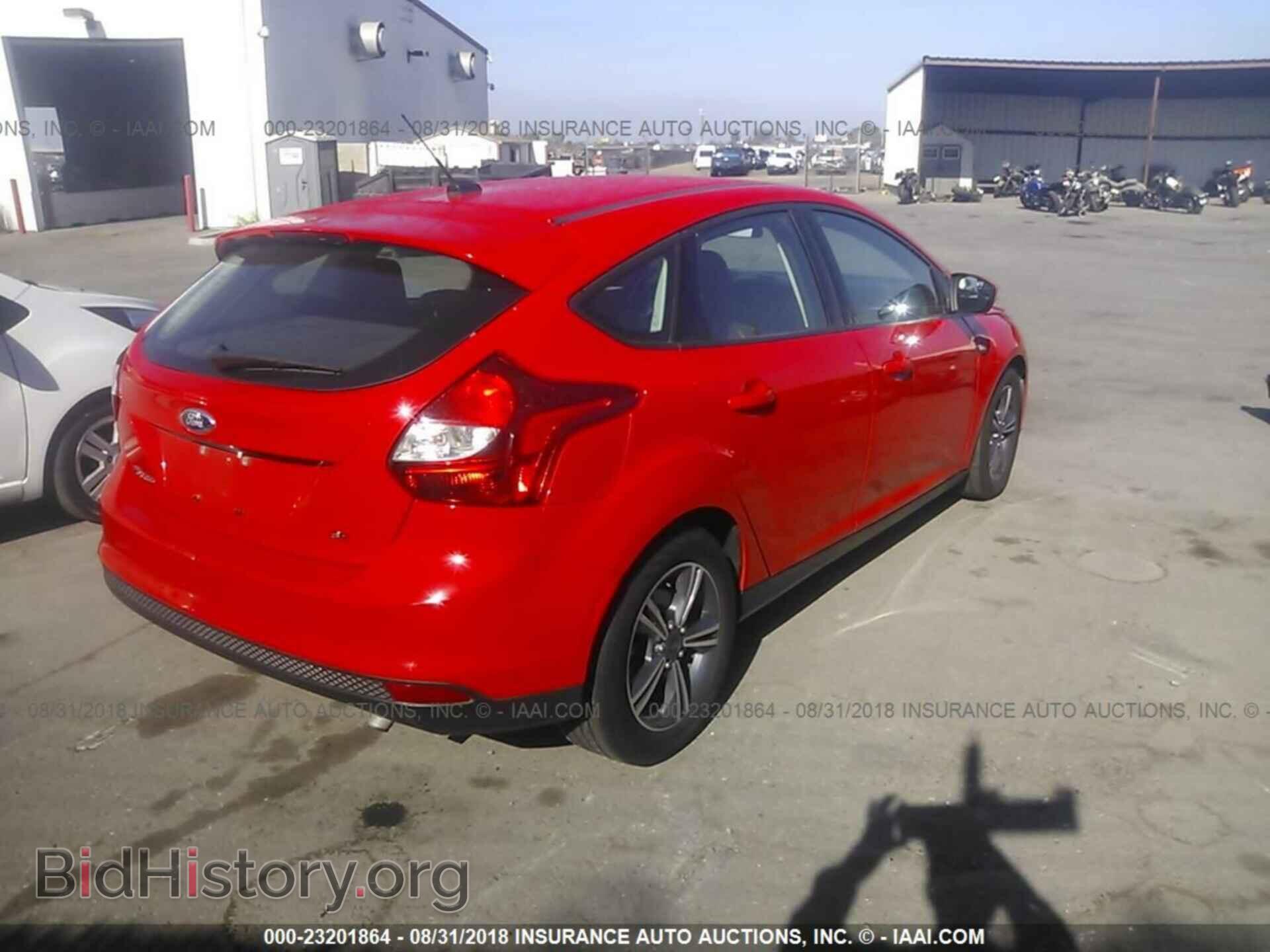 2014 Ford Focus - VIN: 1FADP3K28EL453422 - Фото 4