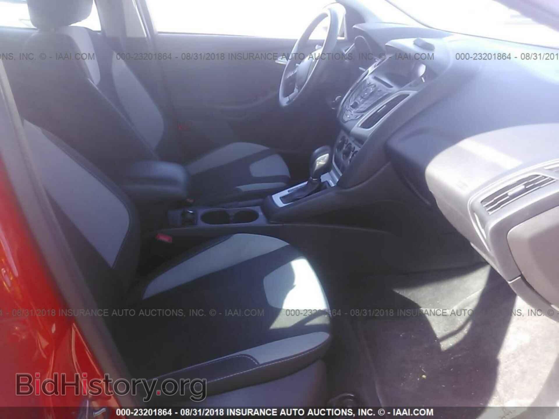 2014 Ford Focus - VIN: 1FADP3K28EL453422 - Фото 5