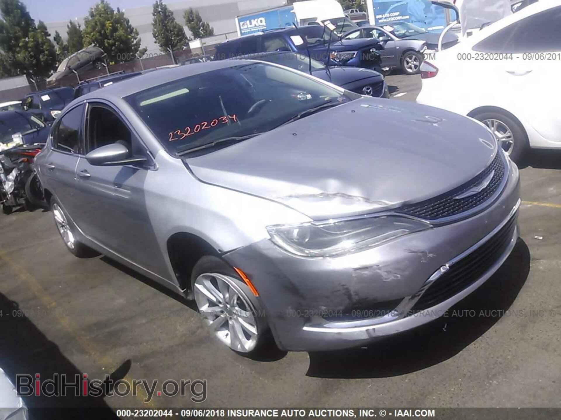 Photo 1C3CCCAB5FN608344 - Chrysler 200 2015