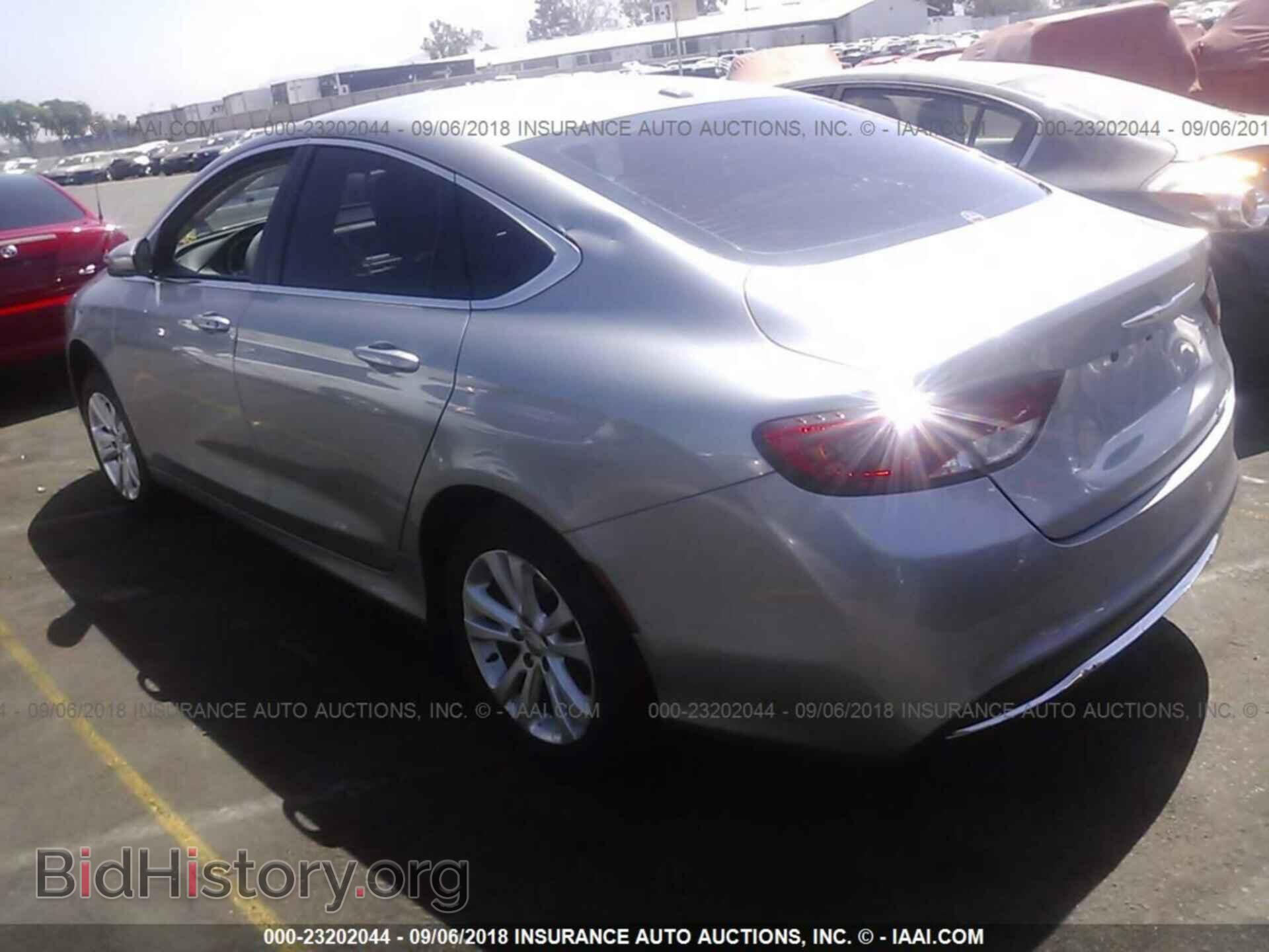 2015 Chrysler 200 - VIN: 1C3CCCAB5FN608344 - Photo 3