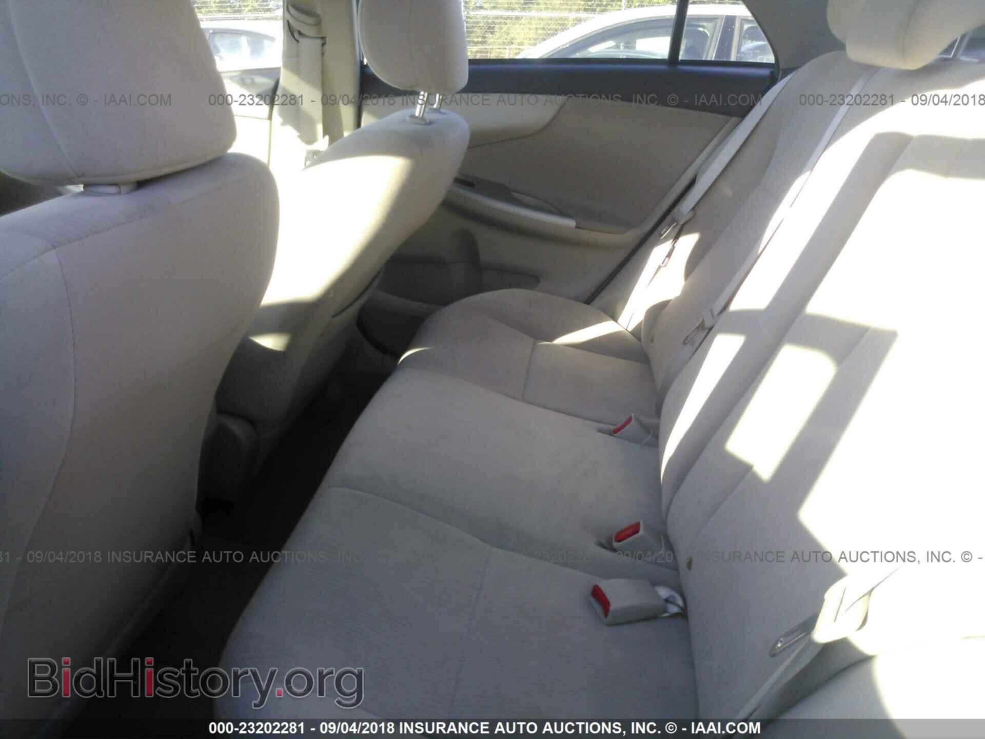 2011 Toyota Corolla - VIN: 2T1BU4EE2BC657562 - Photo 8