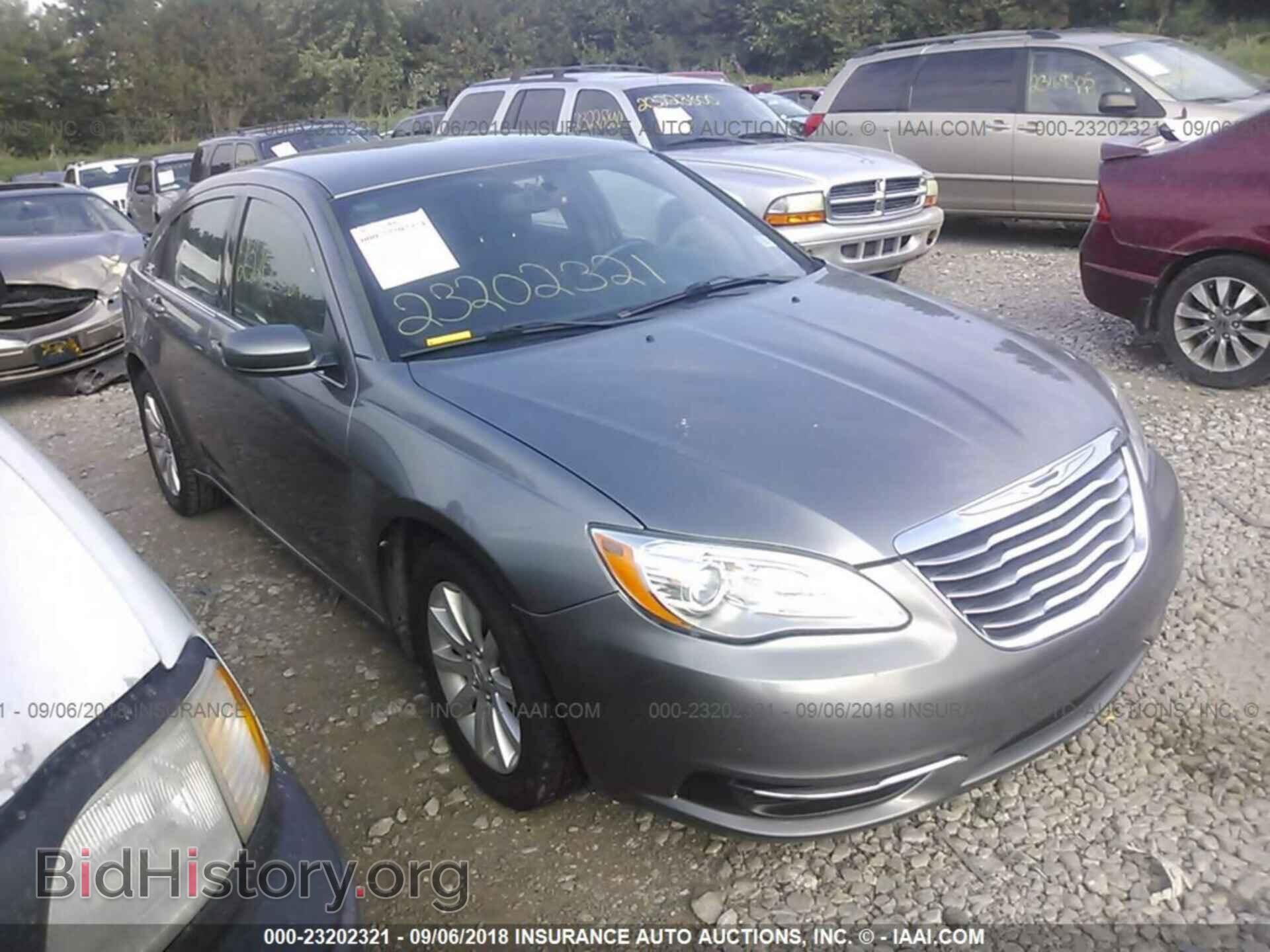 Фотография 1C3CCBBB0CN106300 - Chrysler 200 2012