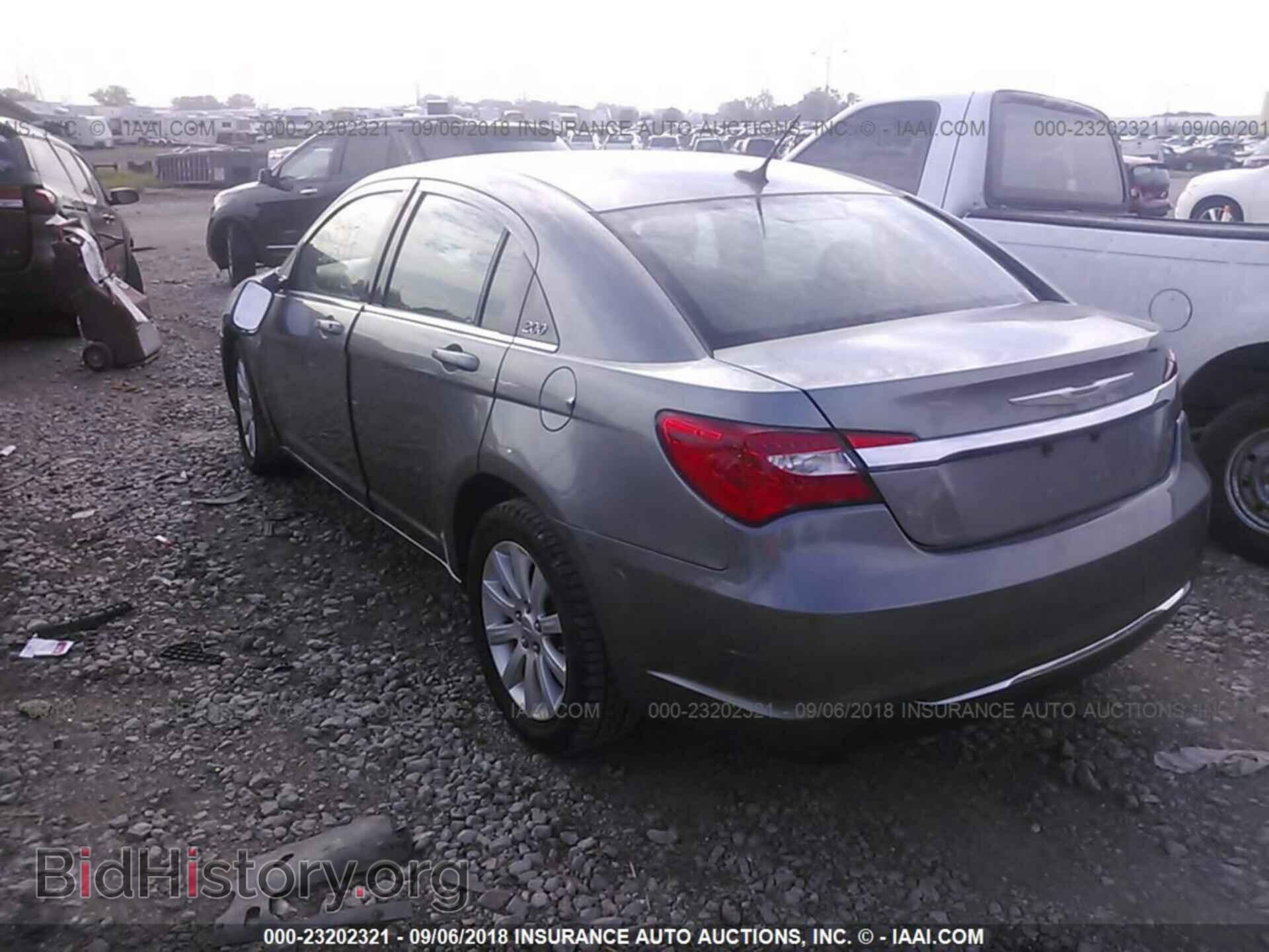 2012 Chrysler 200 - VIN: 1C3CCBBB0CN106300 - Photo 3