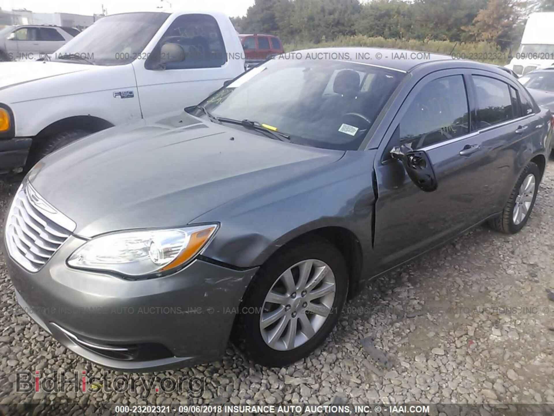 2012 Chrysler 200 - VIN: 1C3CCBBB0CN106300 - Photo 6