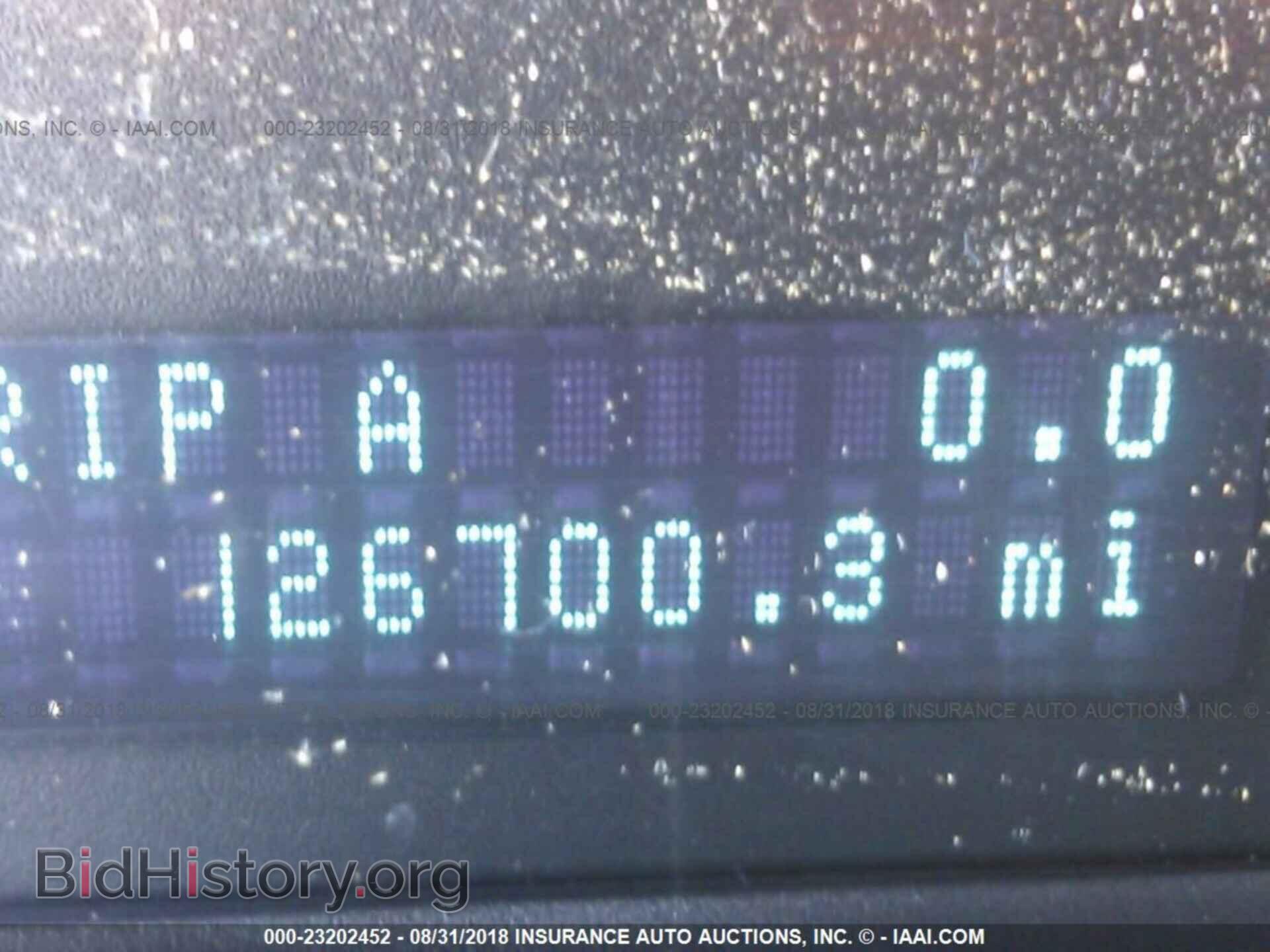 2011 Ford Escape - VIN: 1FMCU9D71BKA24601 - Photo 7