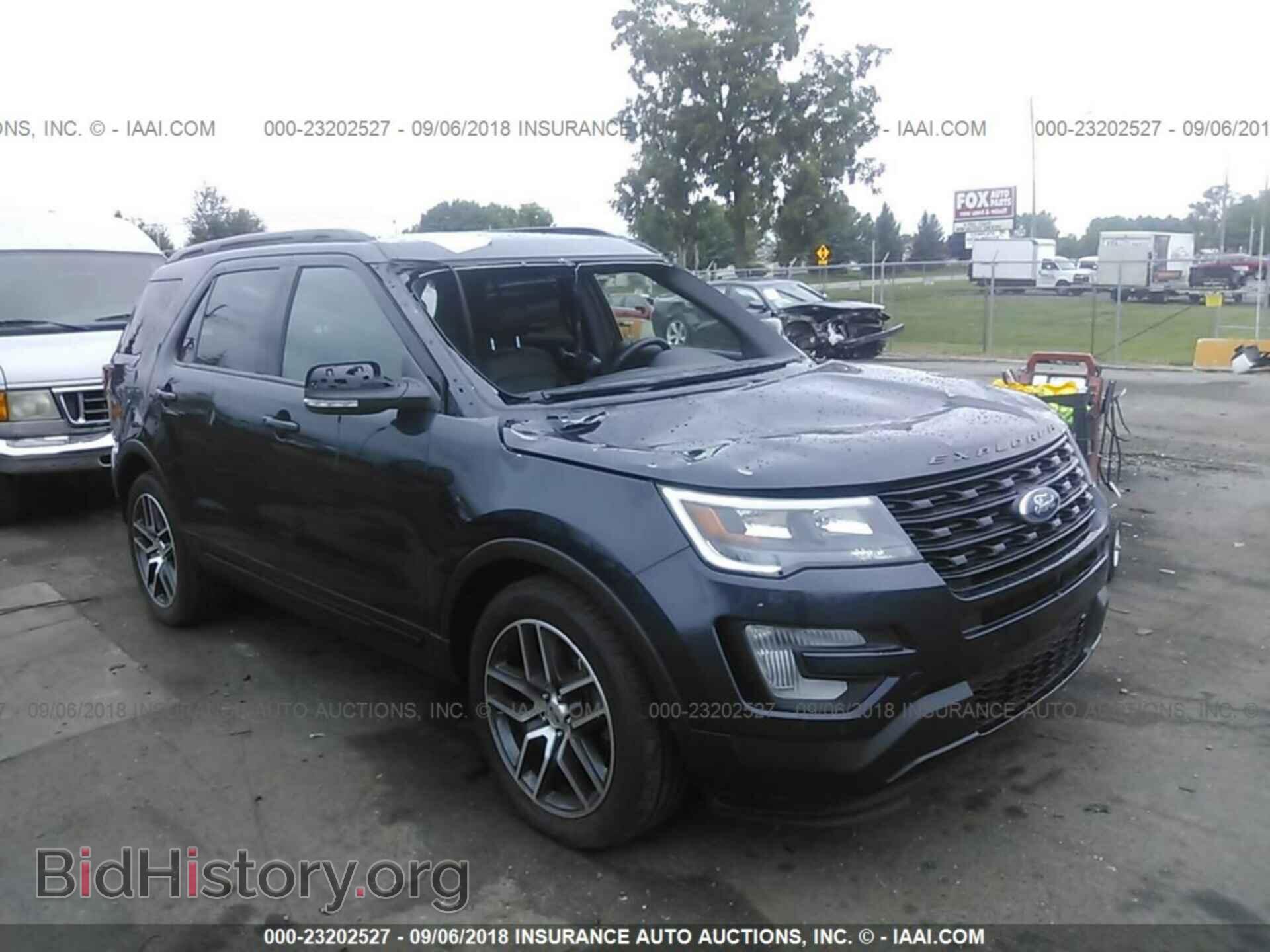 Photo 1FM5K8GT3HGA57693 - Ford Explorer 2017