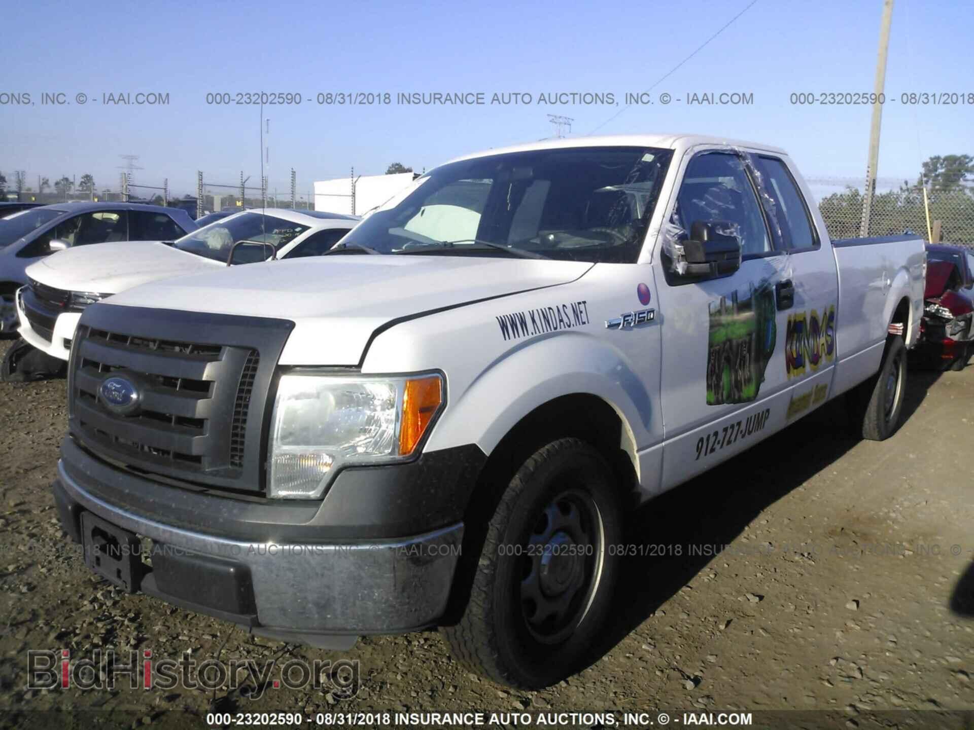 2011 Ford F150 - VIN: 1FTVX1CF6BKD32085 - Фото 2