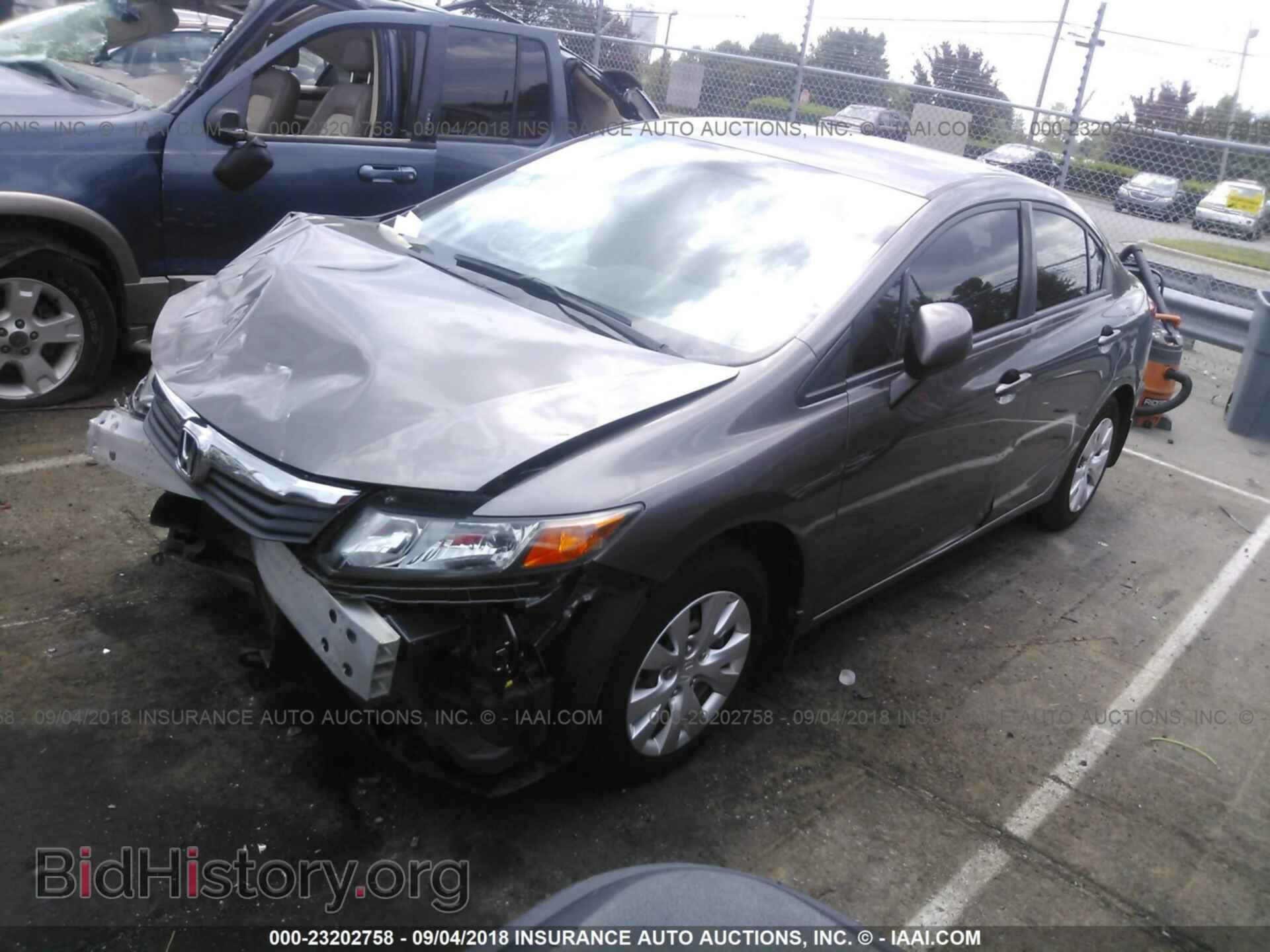 2012 Honda Civic - VIN: 19XFB2F53CE092817 - Фото 2