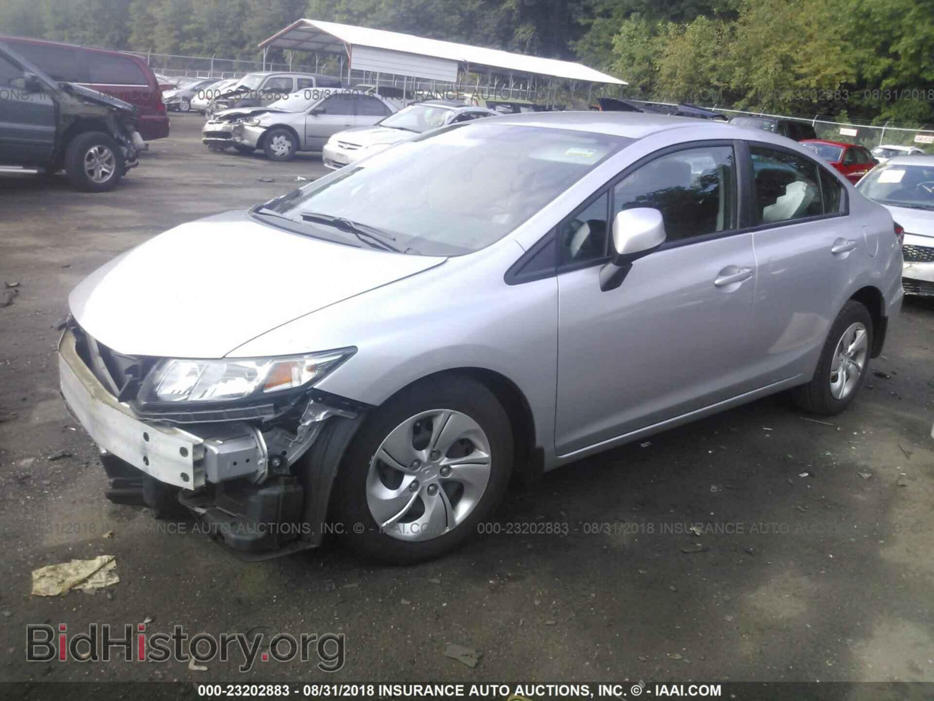 2013 Honda Civic - VIN: 19XFB2F52DE216173 - Фото 2