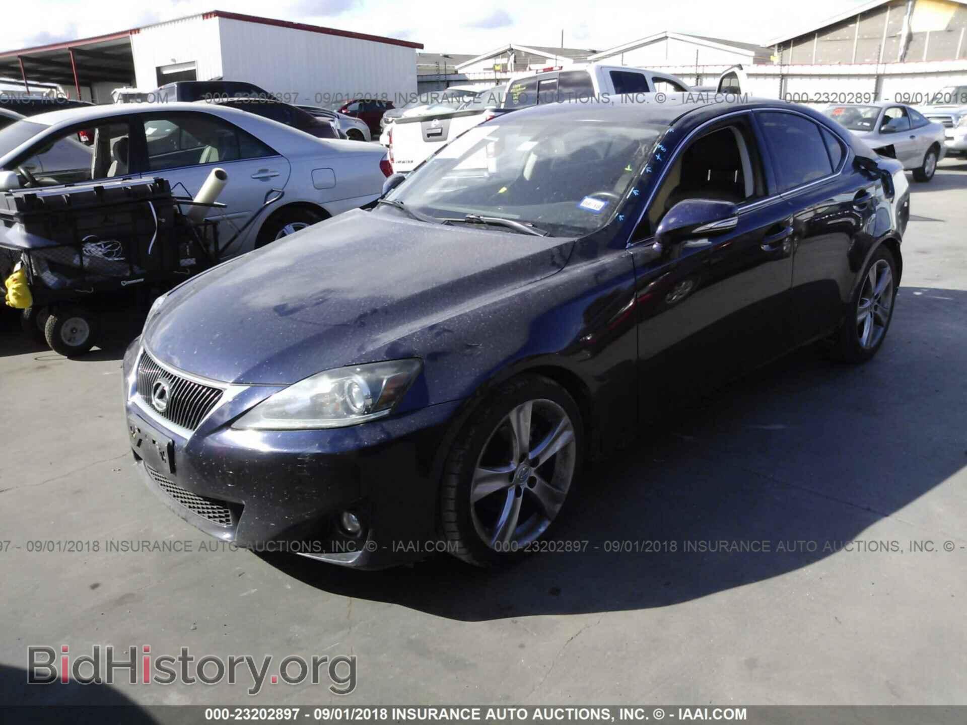 2011 Lexus Is - VIN: JTHBF5C28B5148449 - Photo 2