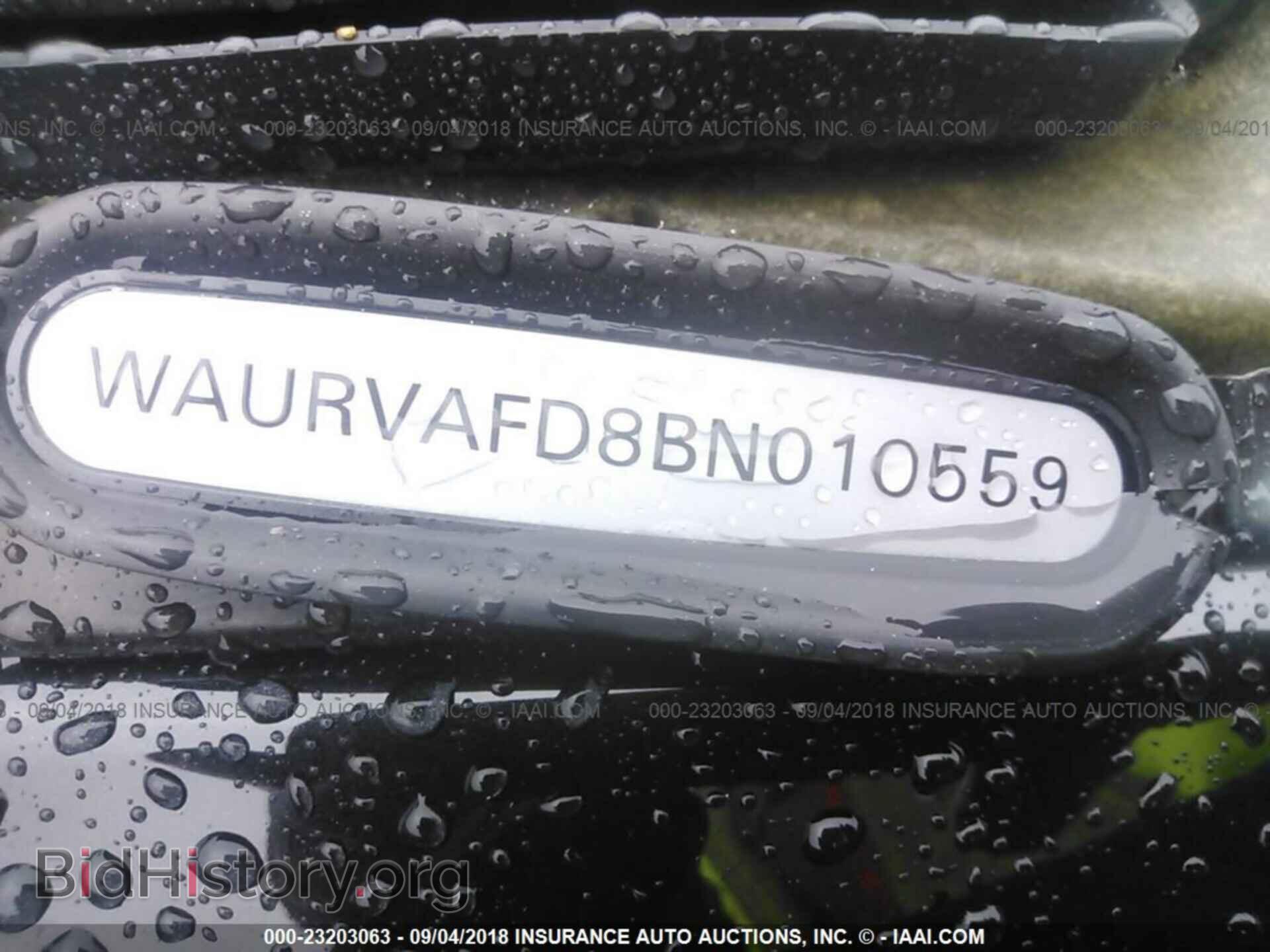 2011 Audi A8 - VIN: WAURVAFD8BN010559 - Photo 9