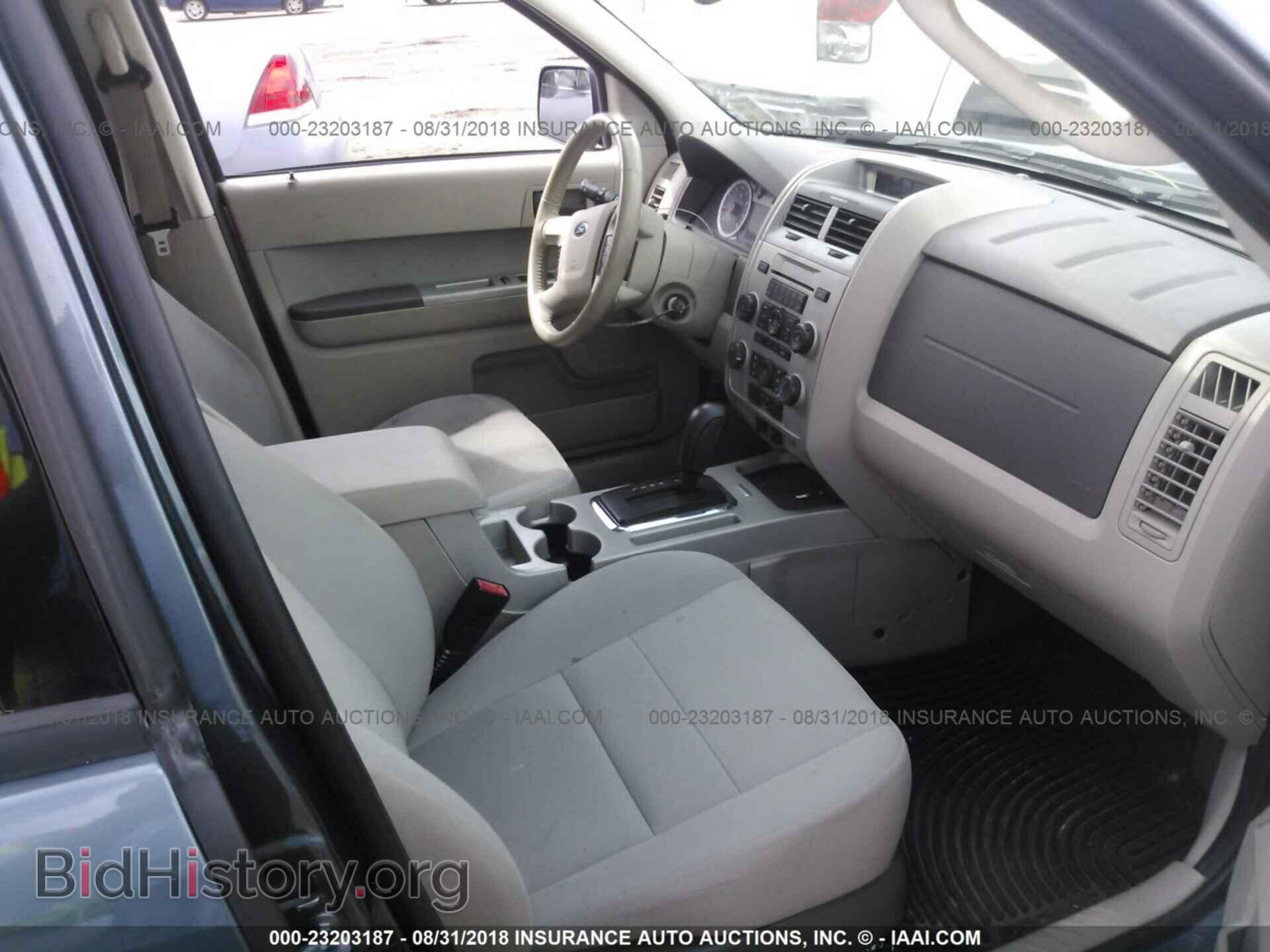 2012 Ford Escape - VIN: 1FMCU0DGXCKC36605 - Photo 5
