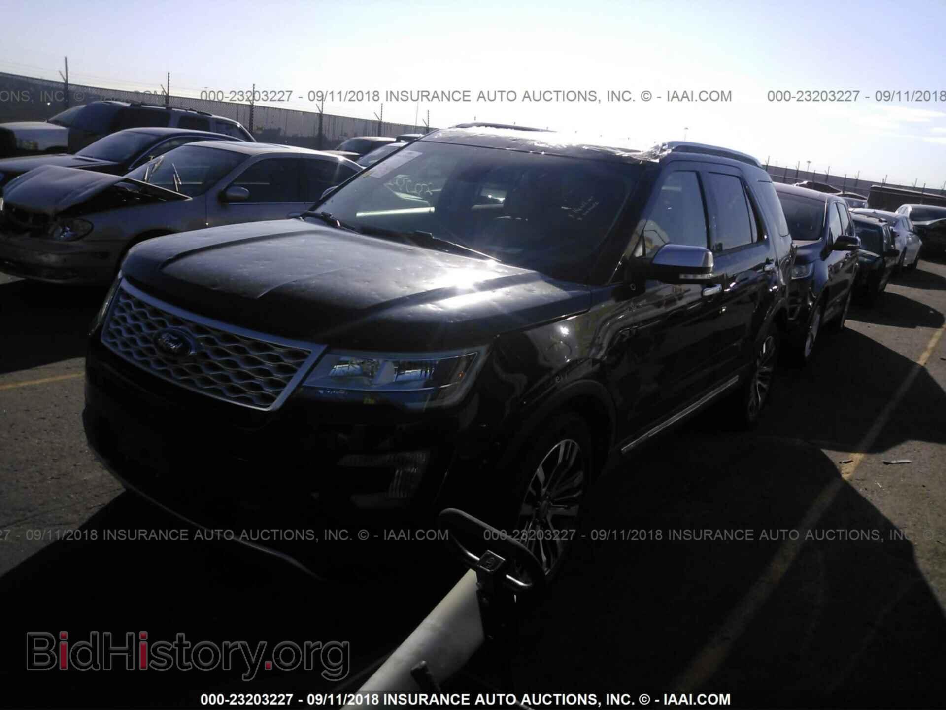 2016 Ford Explorer - VIN: 1FM5K8HT9GGD13591 - Photo 2