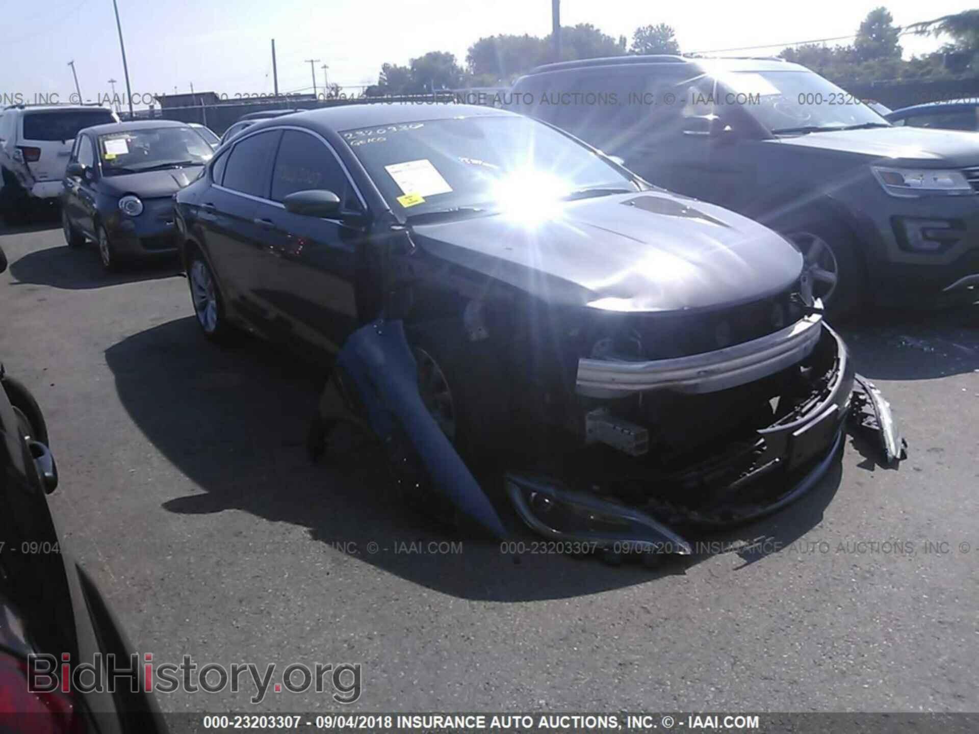 Photo 1C3CCCBB6FN715515 - Chrysler 200 2015