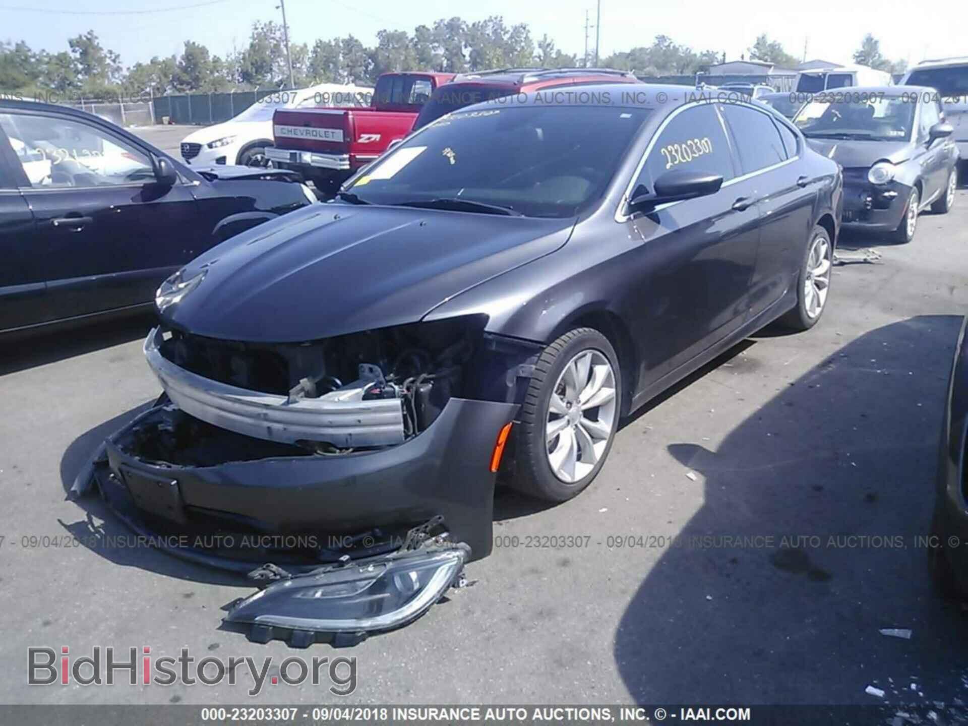 2015 Chrysler 200 - VIN: 1C3CCCBB6FN715515 - Фото 2