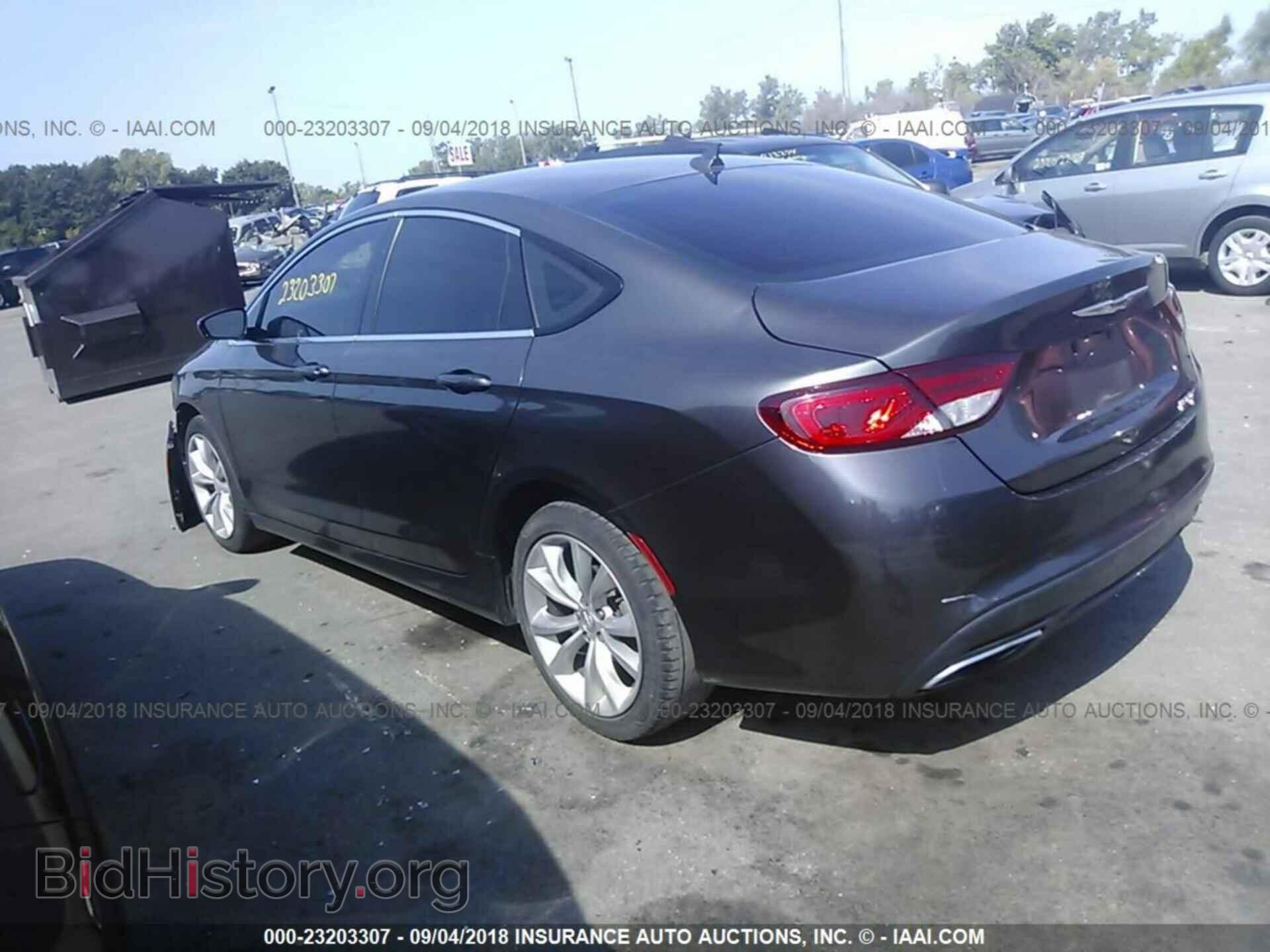 2015 Chrysler 200 - VIN: 1C3CCCBB6FN715515 - Фото 3