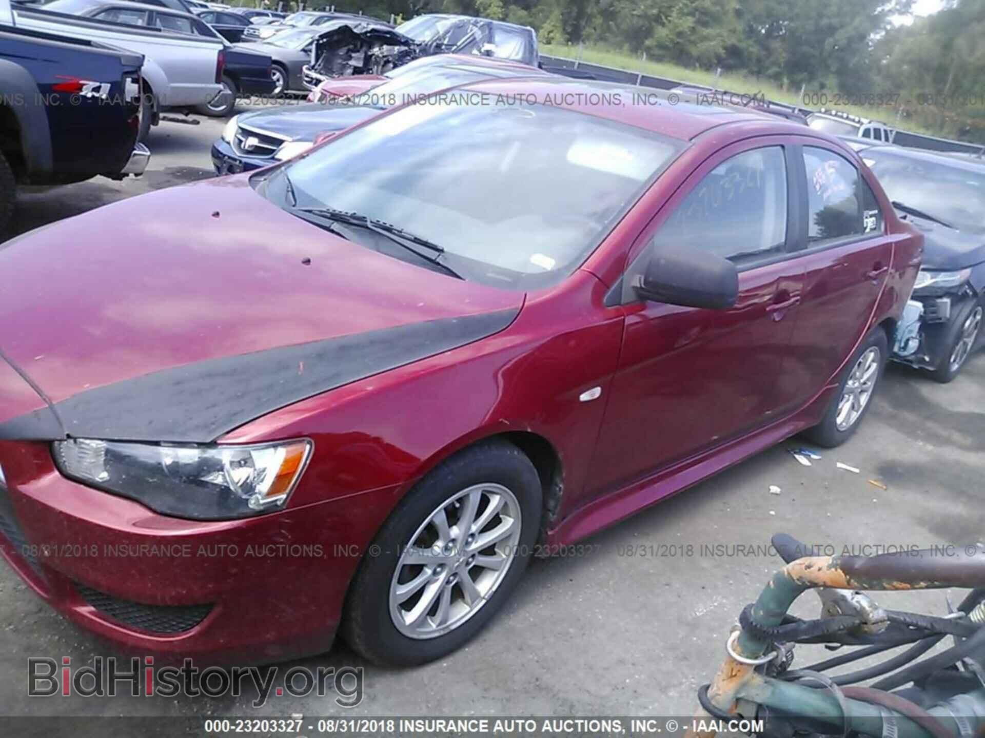 2011 Mitsubishi Lancer - VIN: JA32U2FU9BU018722 - Фото 2