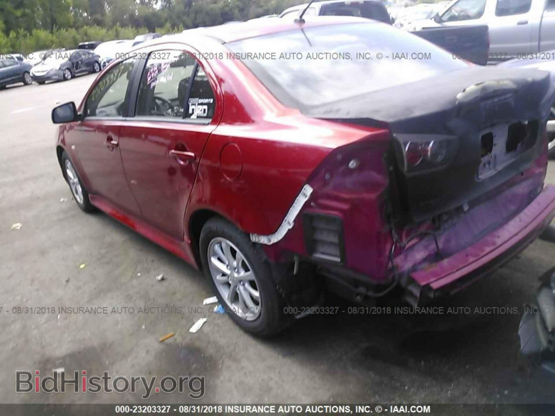 2011 Mitsubishi Lancer - VIN: JA32U2FU9BU018722 - Фото 3