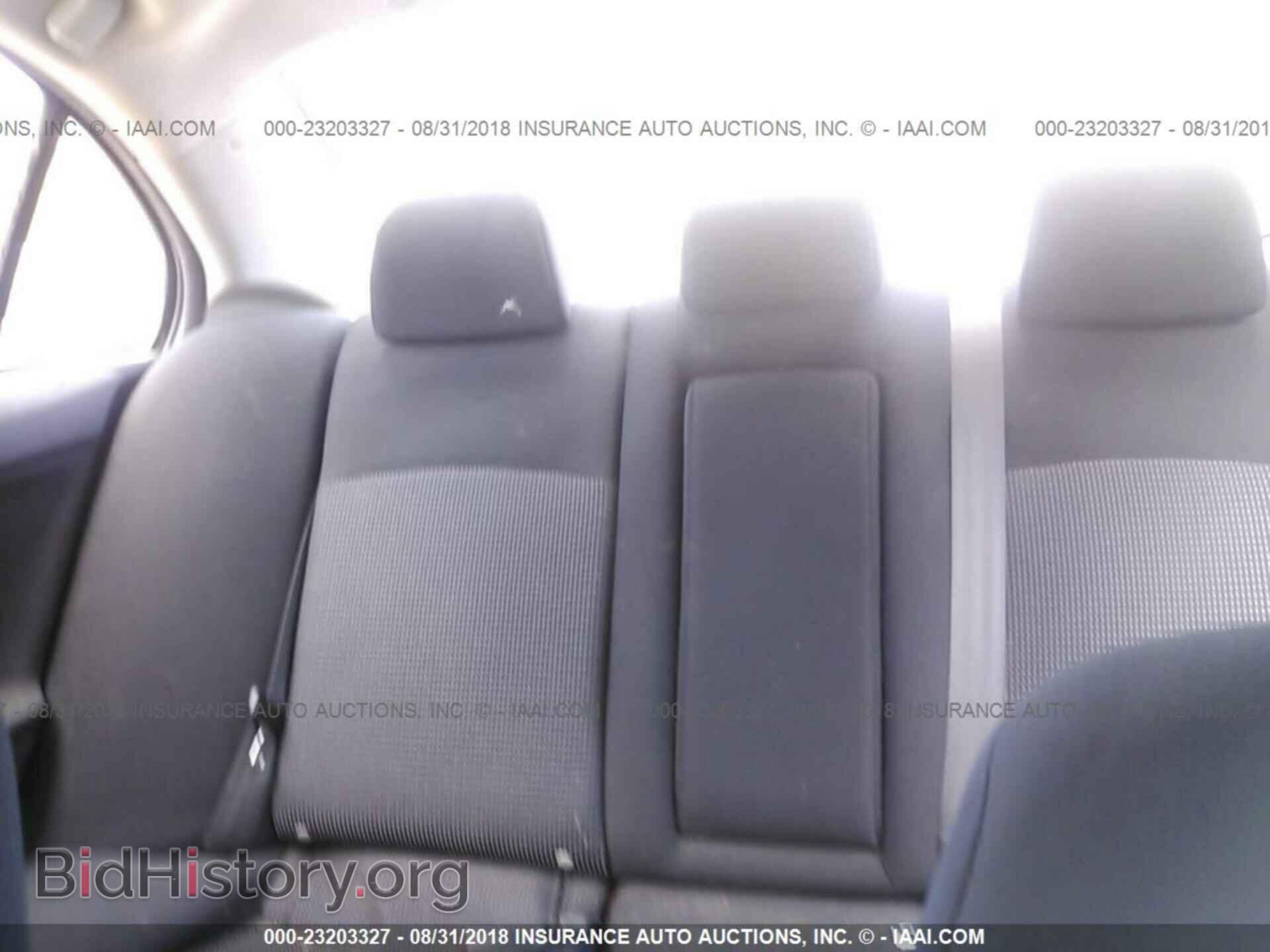 2011 Mitsubishi Lancer - VIN: JA32U2FU9BU018722 - Фото 8