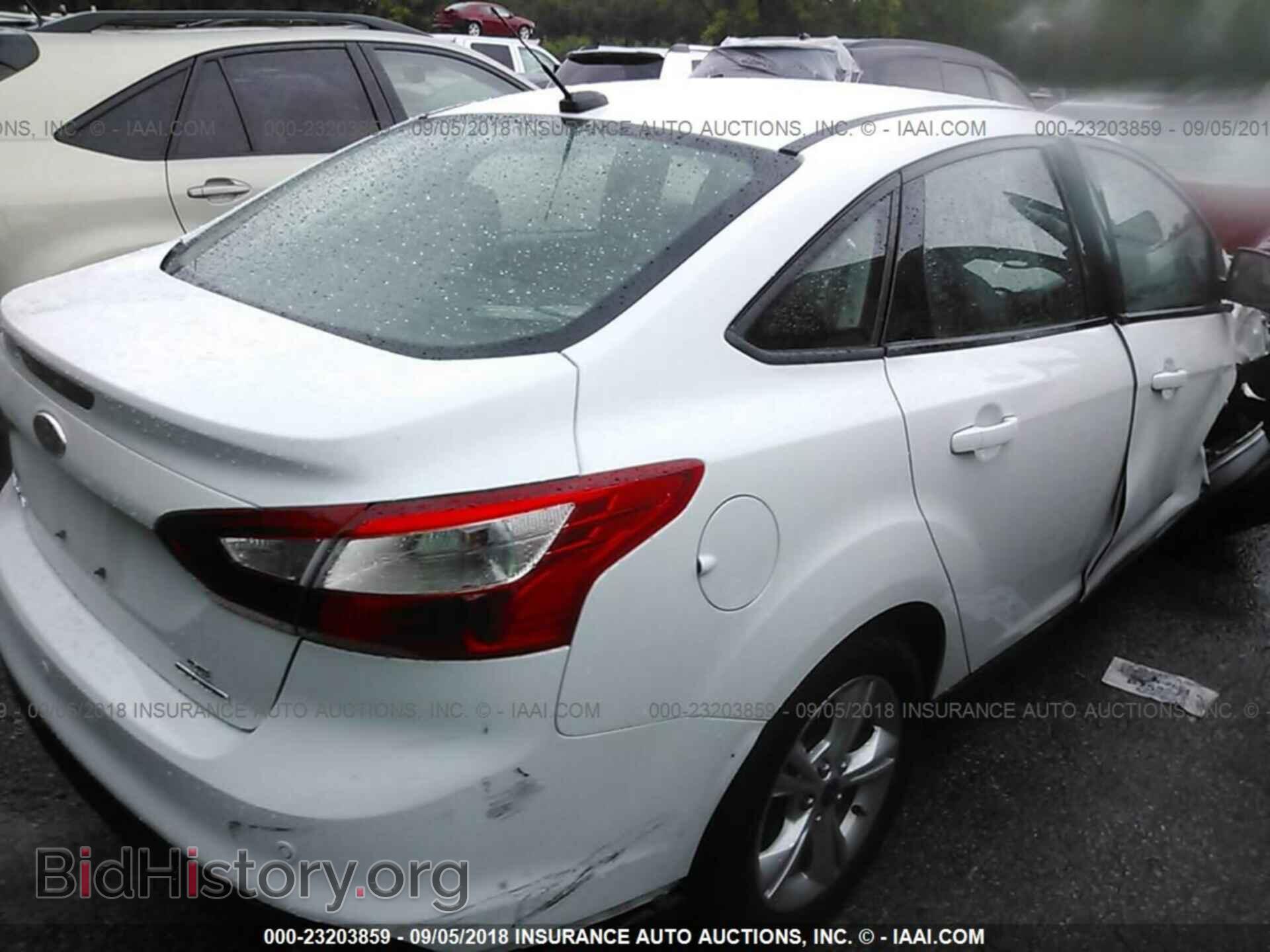 2014 Ford Focus - VIN: 1FADP3F2XEL196886 - Фото 4