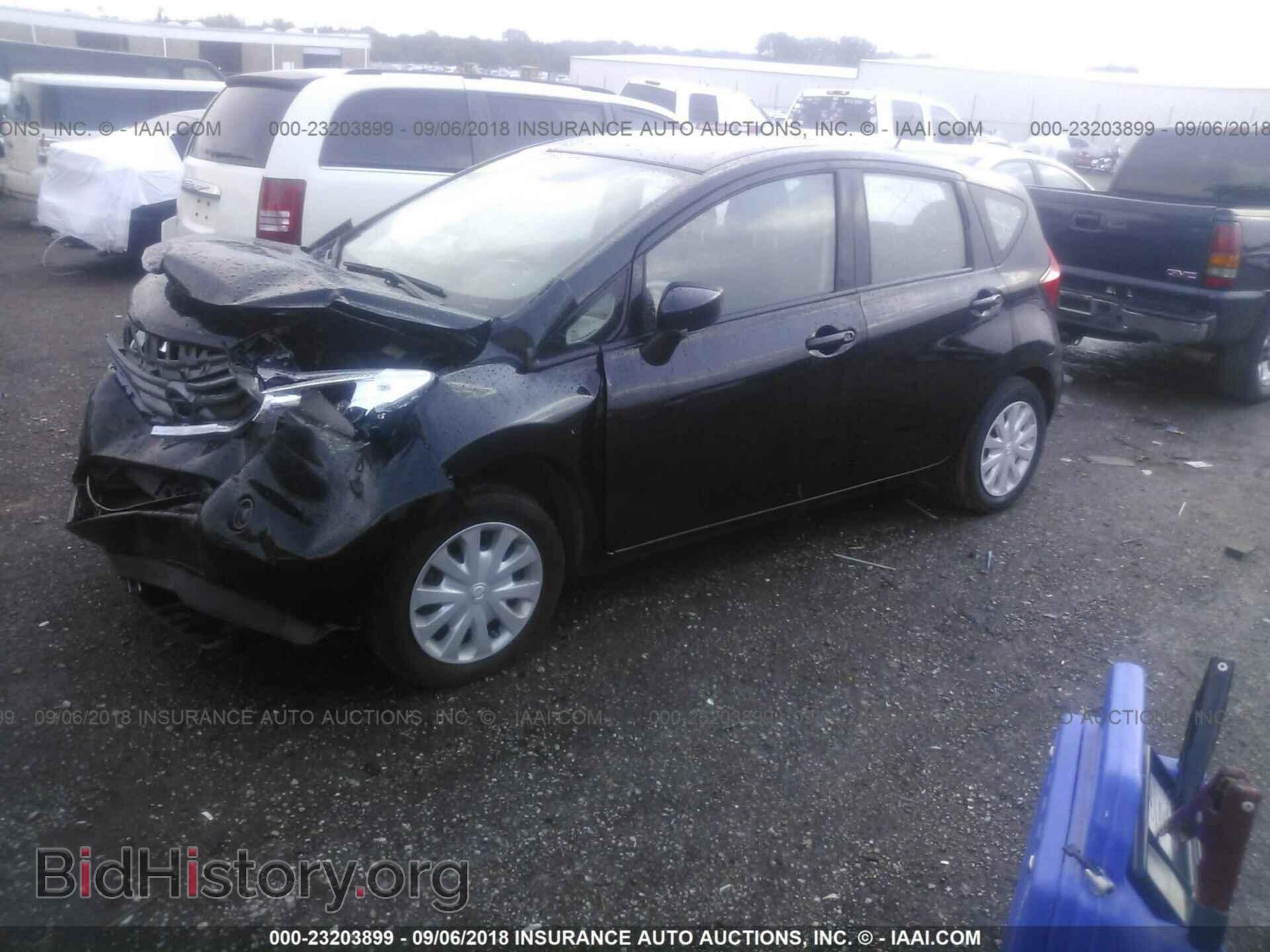 2016 Nissan Versa note - VIN: 3N1CE2CP0GL369878 - Photo 2