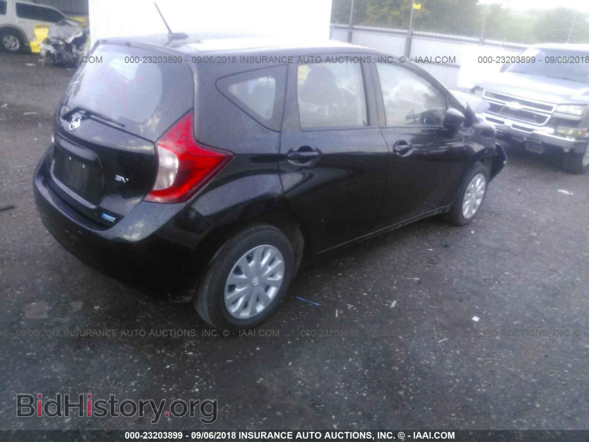 2016 Nissan Versa note - VIN: 3N1CE2CP0GL369878 - Photo 4
