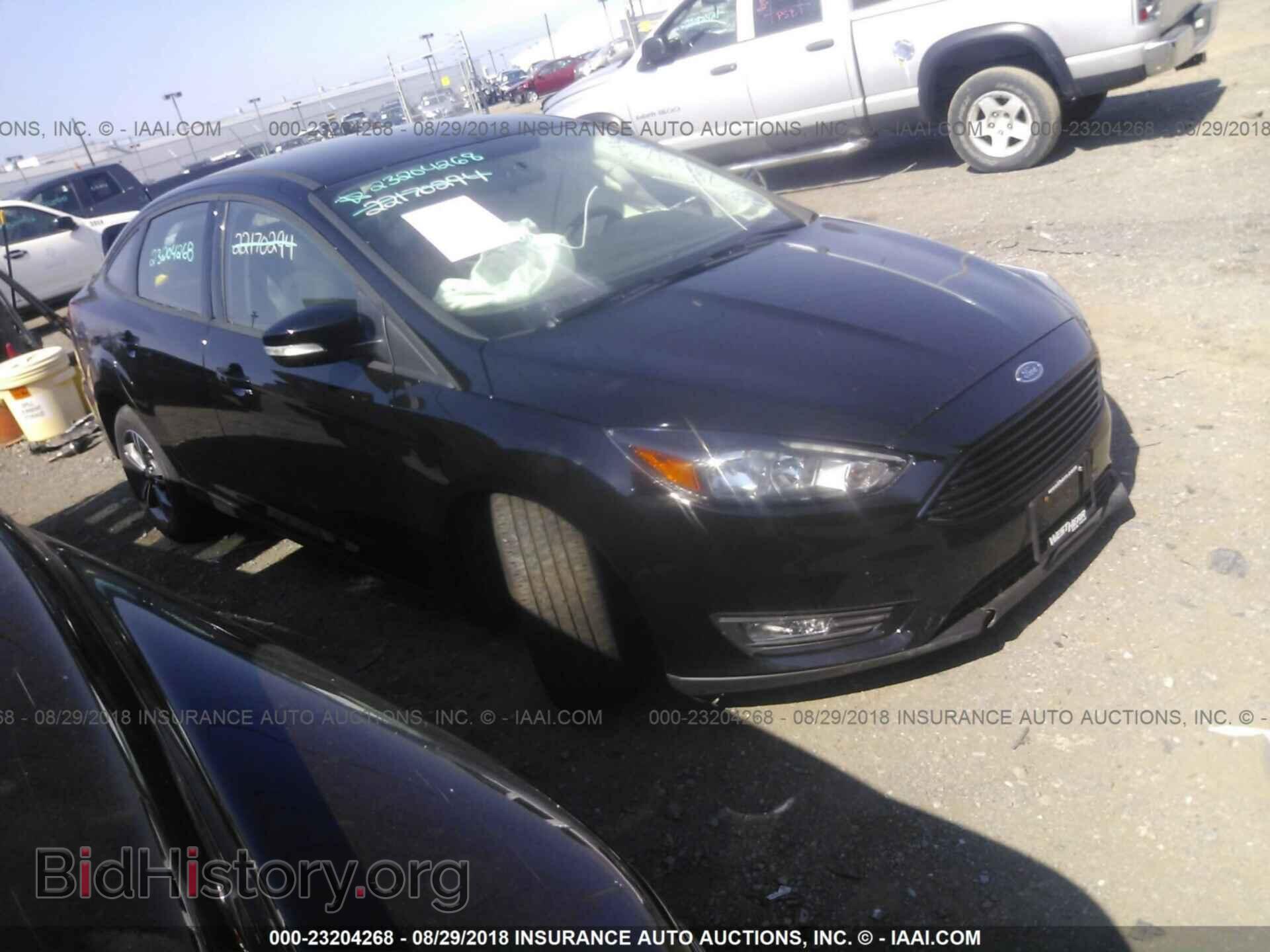 Photo 1FADP3FE3HL323587 - Ford Focus 2017