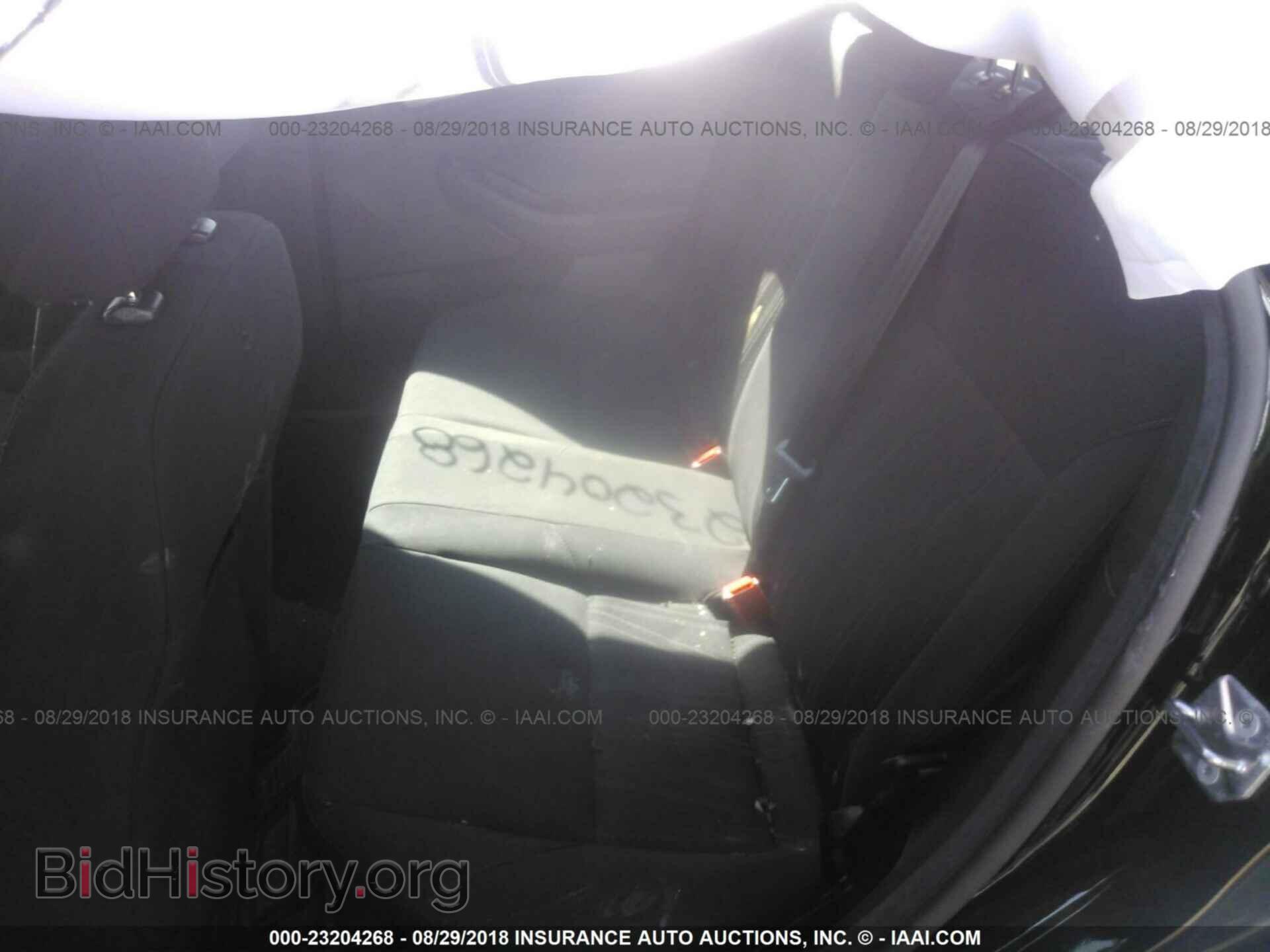 2017 Ford Focus - VIN: 1FADP3FE3HL323587 - Photo 8