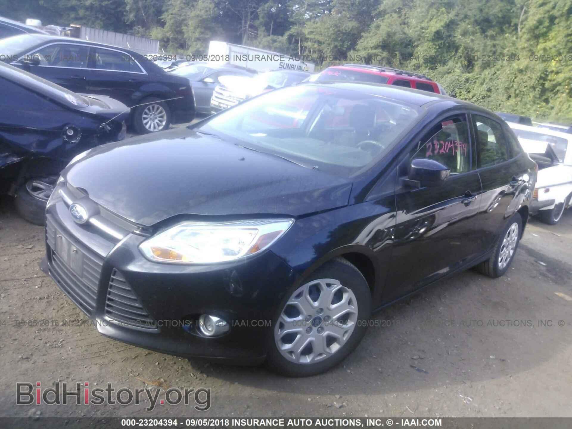 2012 Ford Focus - VIN: 1FAHP3F26CL317749 - Фото 2