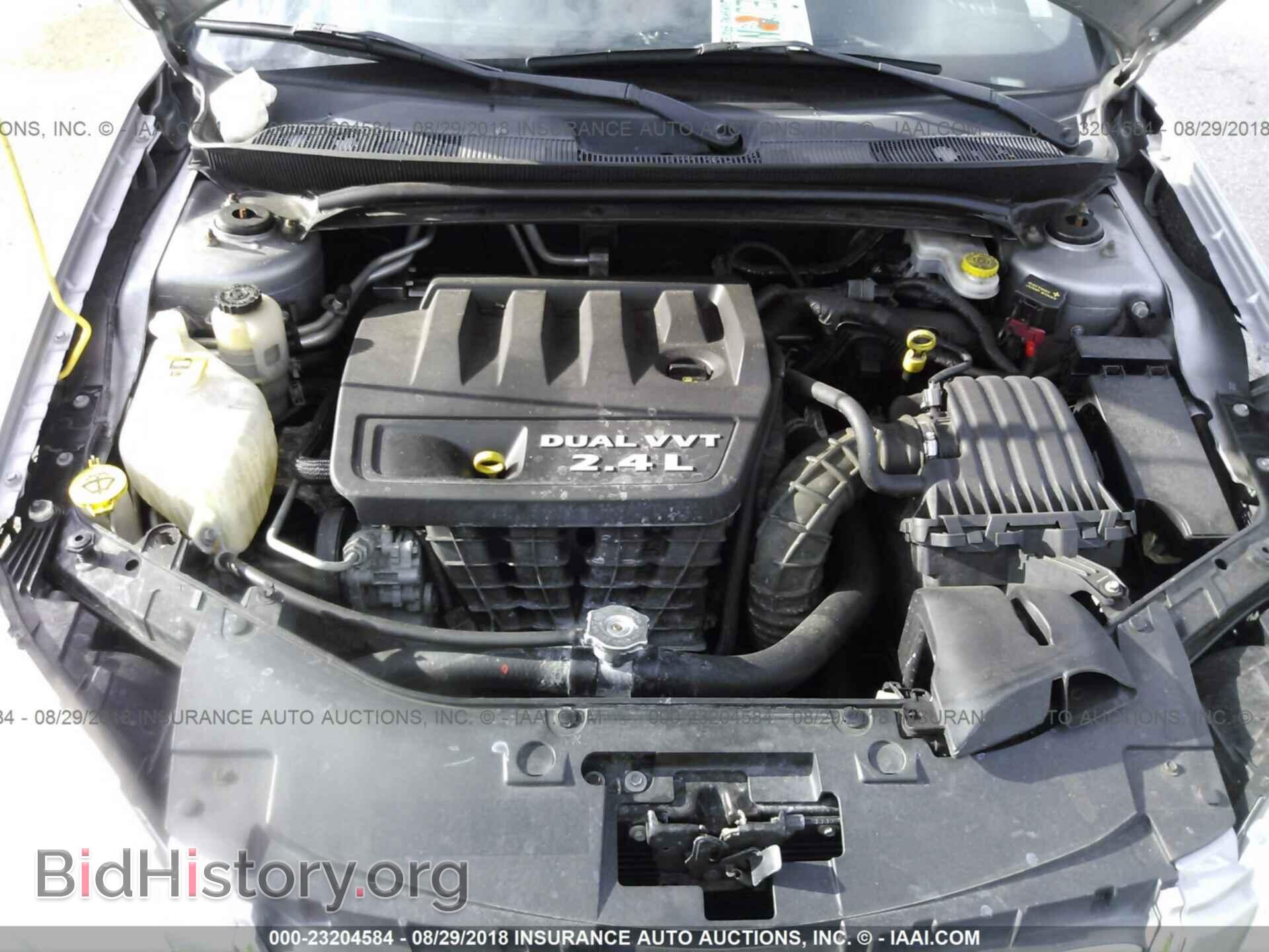 2013 Chrysler 200 - VIN: 1C3CCBBB9DN656726 - Фото 10