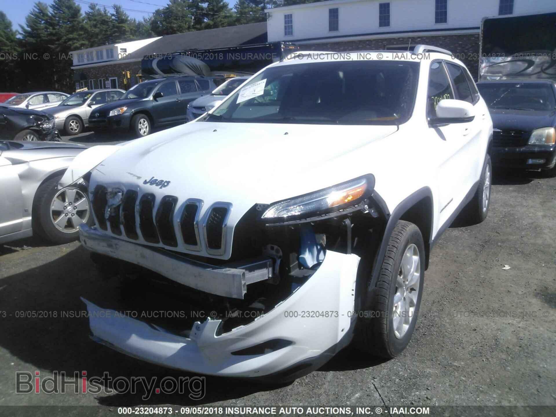 2014 Jeep Cherokee - VIN: 1C4PJMDS2EW192993 - Photo 2