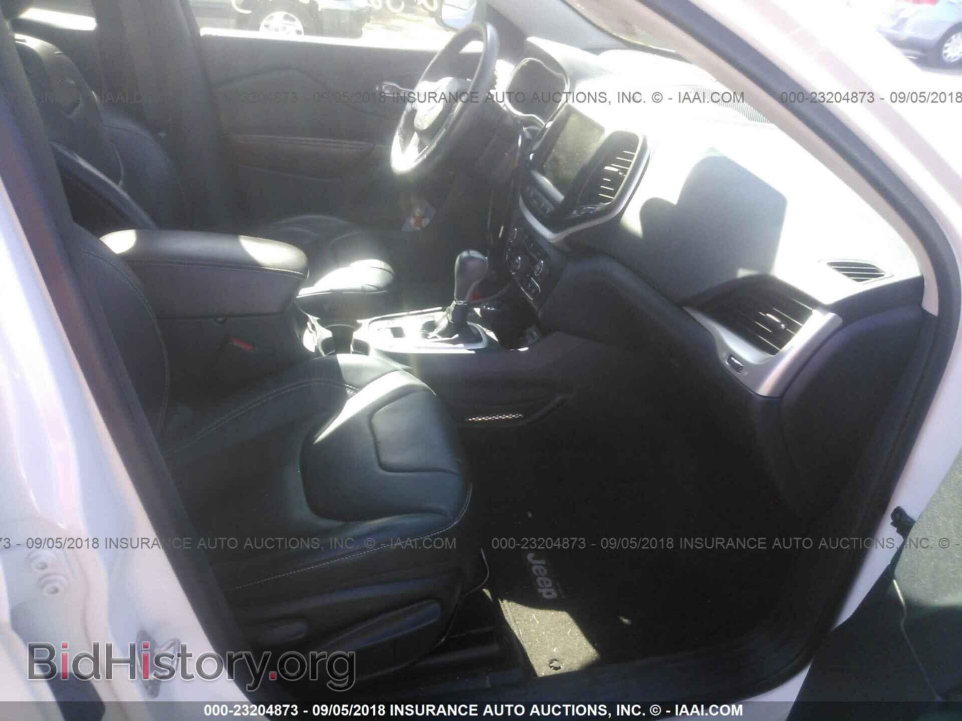 2014 Jeep Cherokee - VIN: 1C4PJMDS2EW192993 - Photo 5