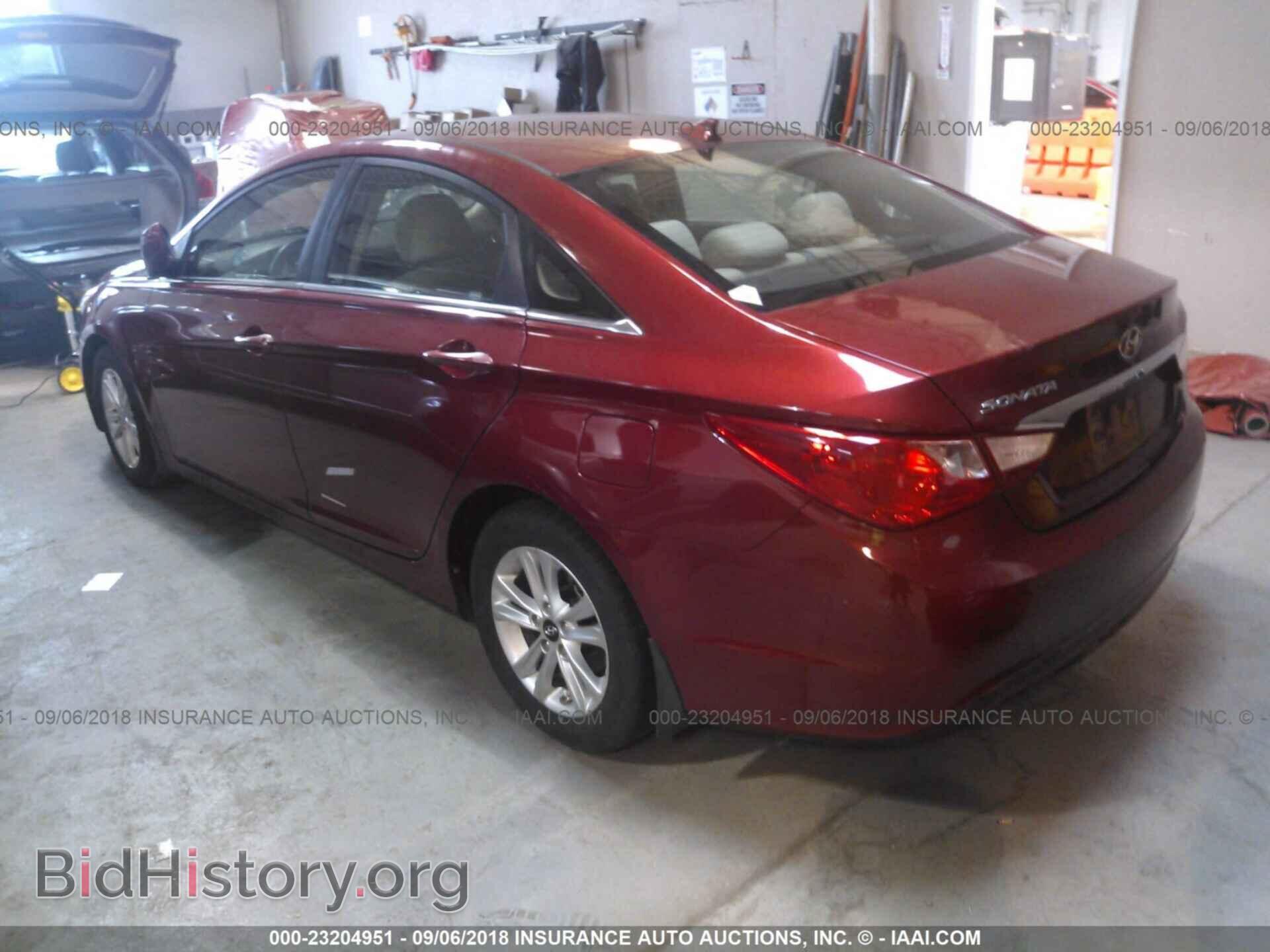 2012 Hyundai Sonata - VIN: 5NPEB4AC0CH502031 - Фото 3