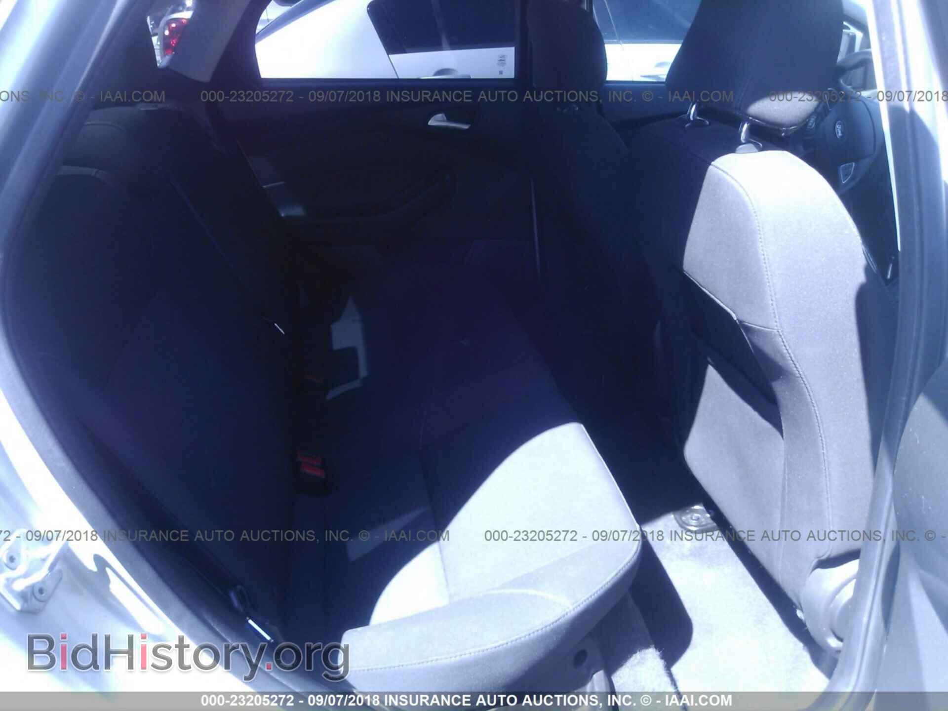 2017 Ford Focus - VIN: 1FADP3F29HL233026 - Photo 8