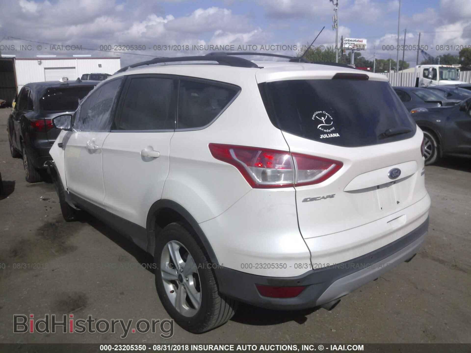 2014 Ford Escape - VIN: 1FMCU0GX9EUB45585 - Photo 3