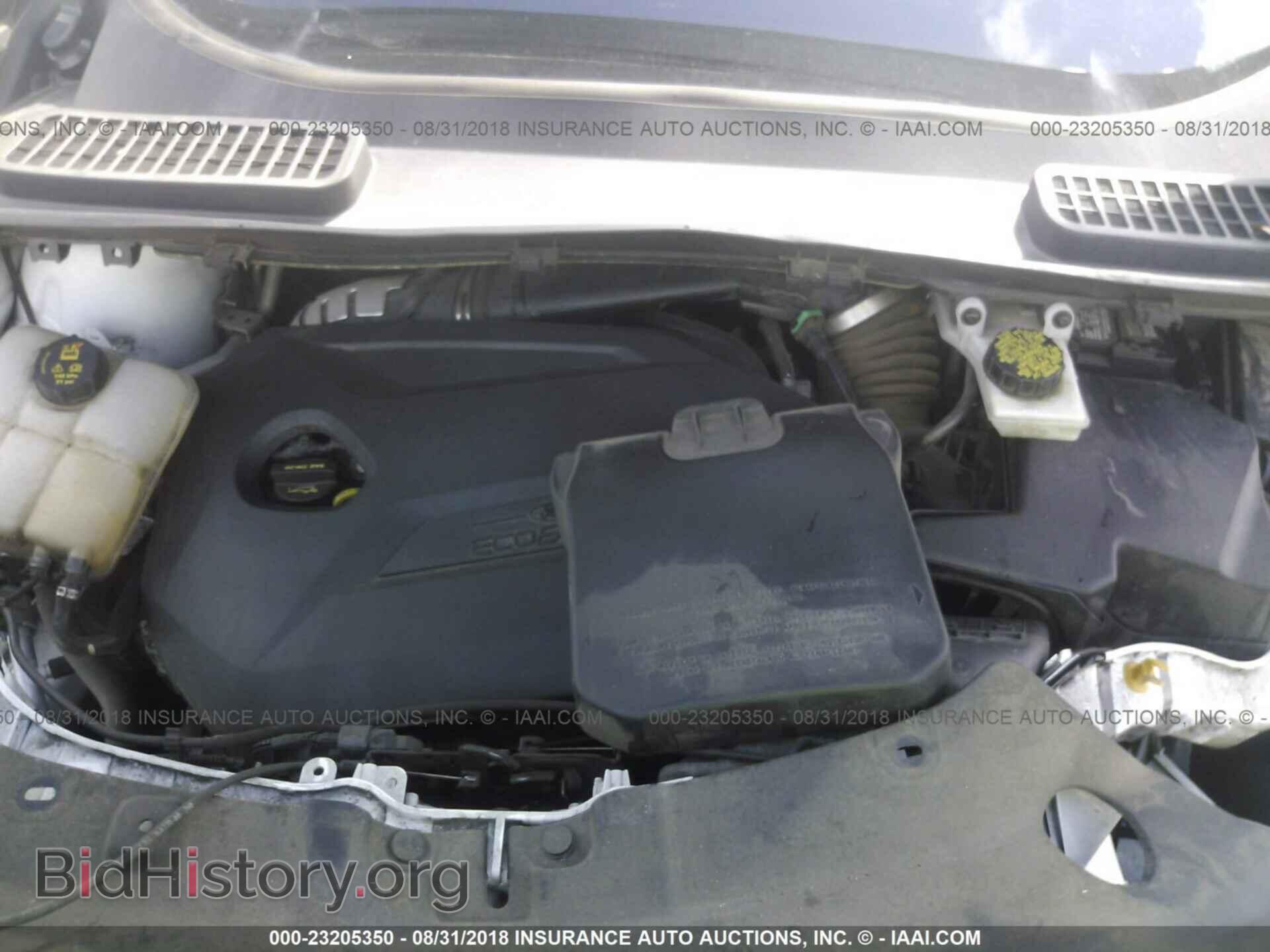 2014 Ford Escape - VIN: 1FMCU0GX9EUB45585 - Photo 10