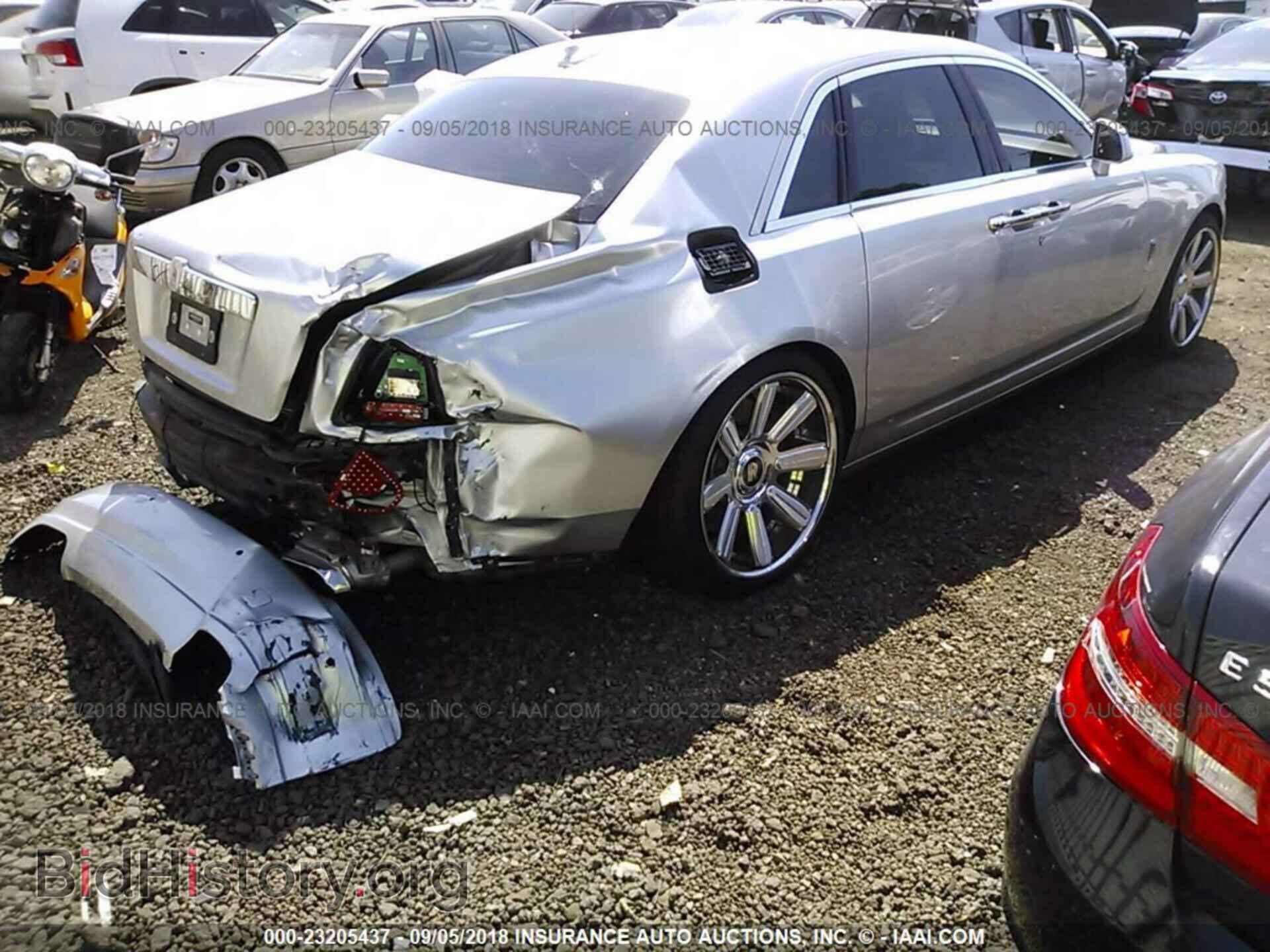 2012 Rolls-royce Ghost - VIN: SCA664S50CUX50964 - Photo 4