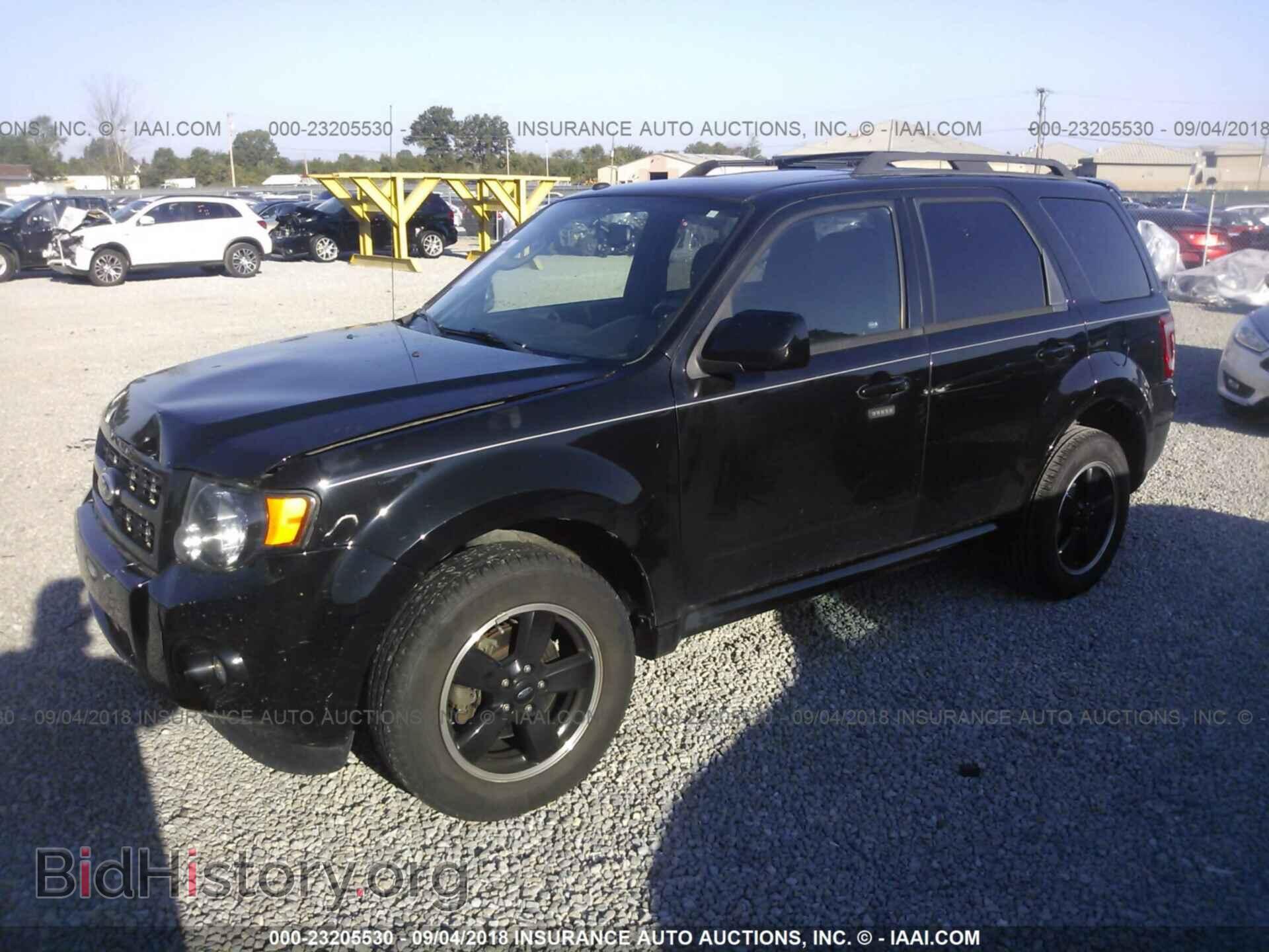 2012 Ford Escape - VIN: 1FMCU0D79CKC15583 - Photo 2