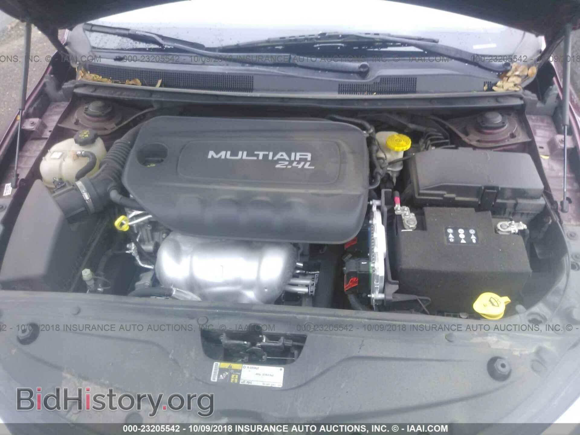 2015 CHRYSLER 200 - VIN: 1C3CCCFB9FN643655 - Photo 10