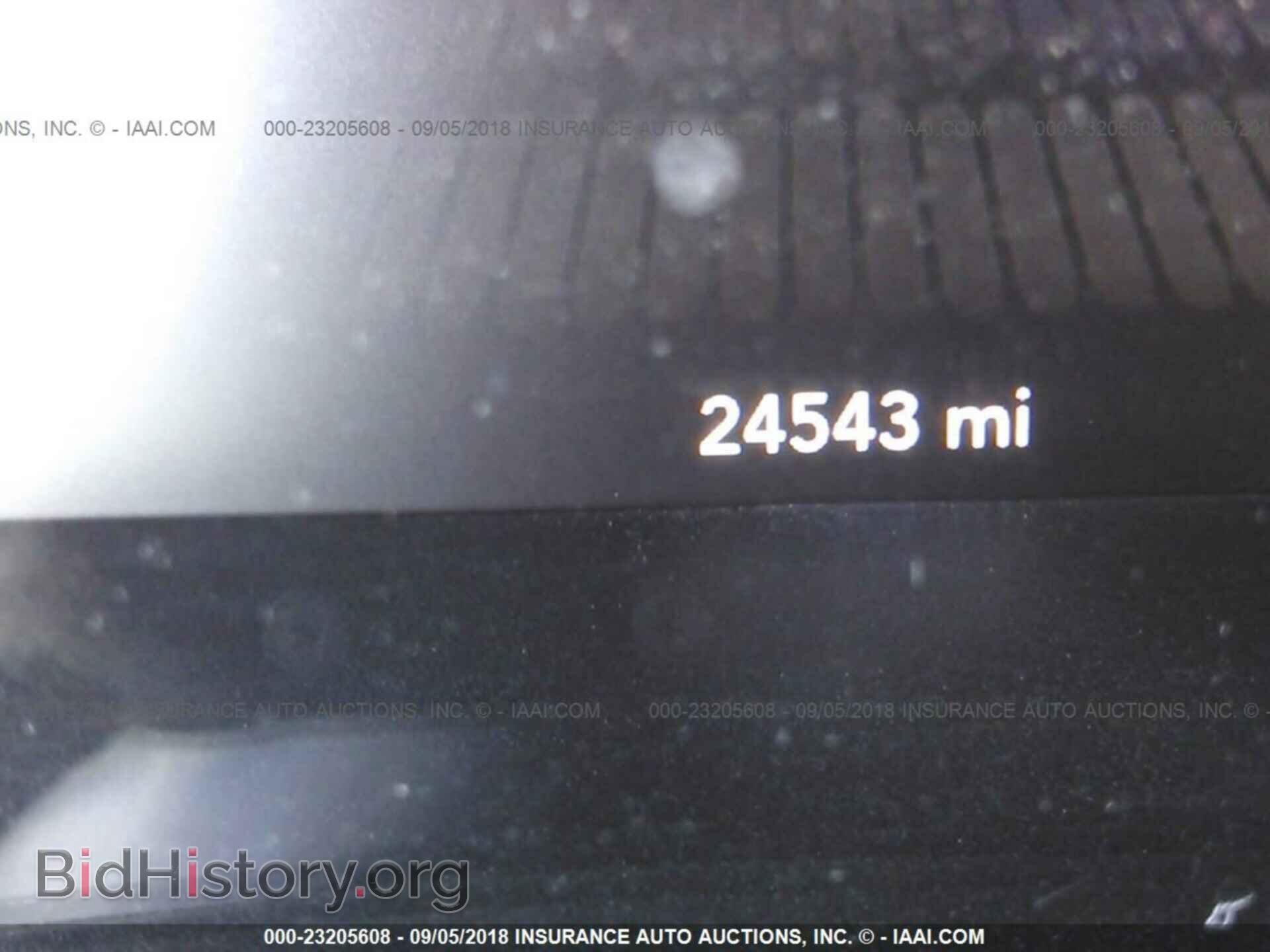 2016 Dodge Challenger - VIN: 2C3CDZAG1GH101138 - Photo 7