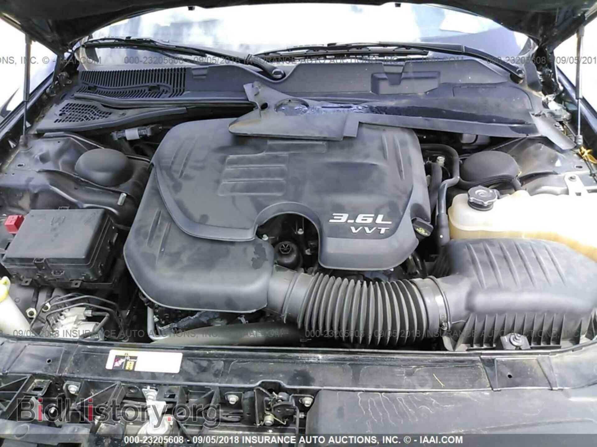 2016 Dodge Challenger - VIN: 2C3CDZAG1GH101138 - Photo 10