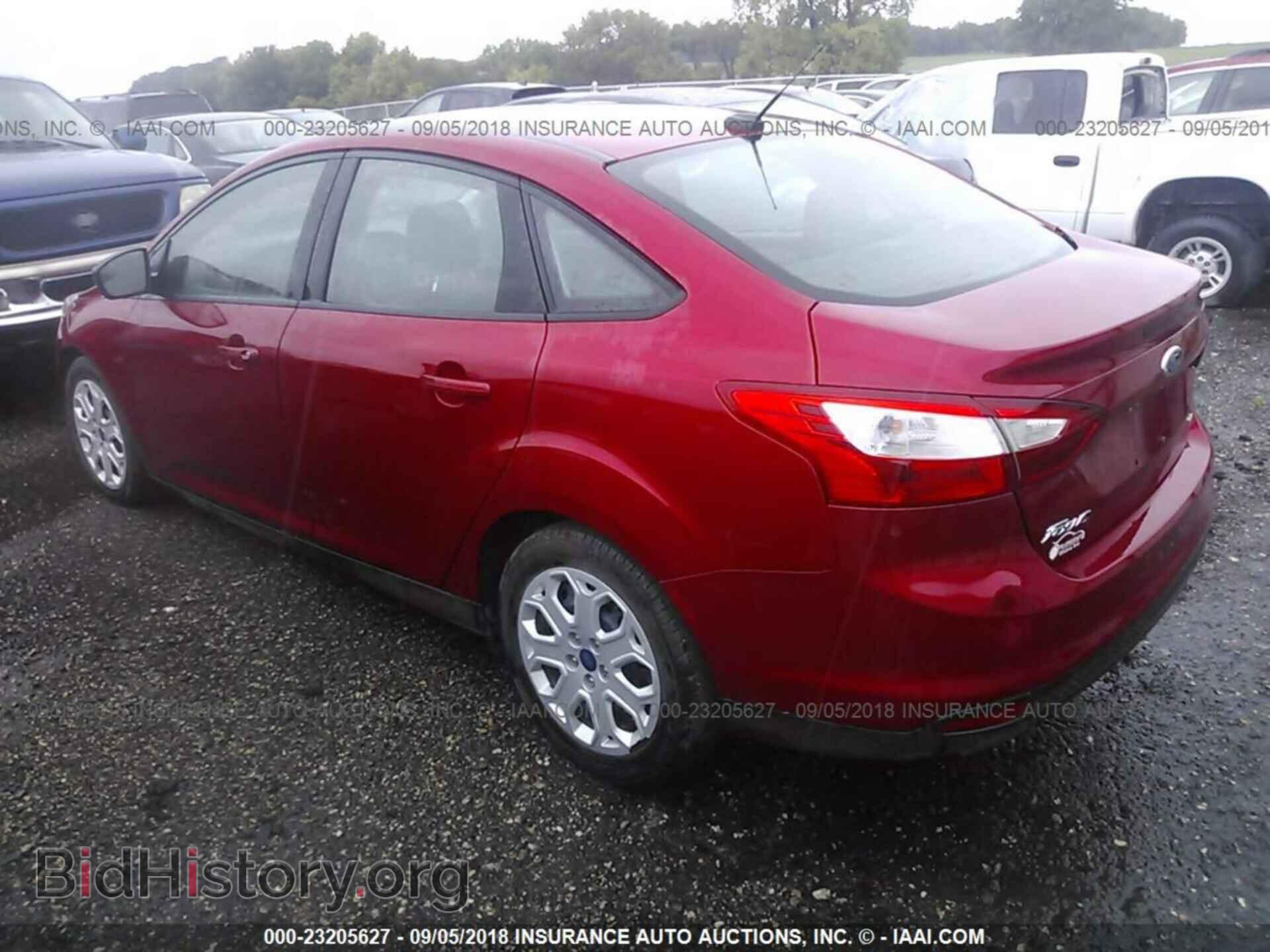 2012 Ford Focus - VIN: 1FAHP3F27CL261160 - Фото 3
