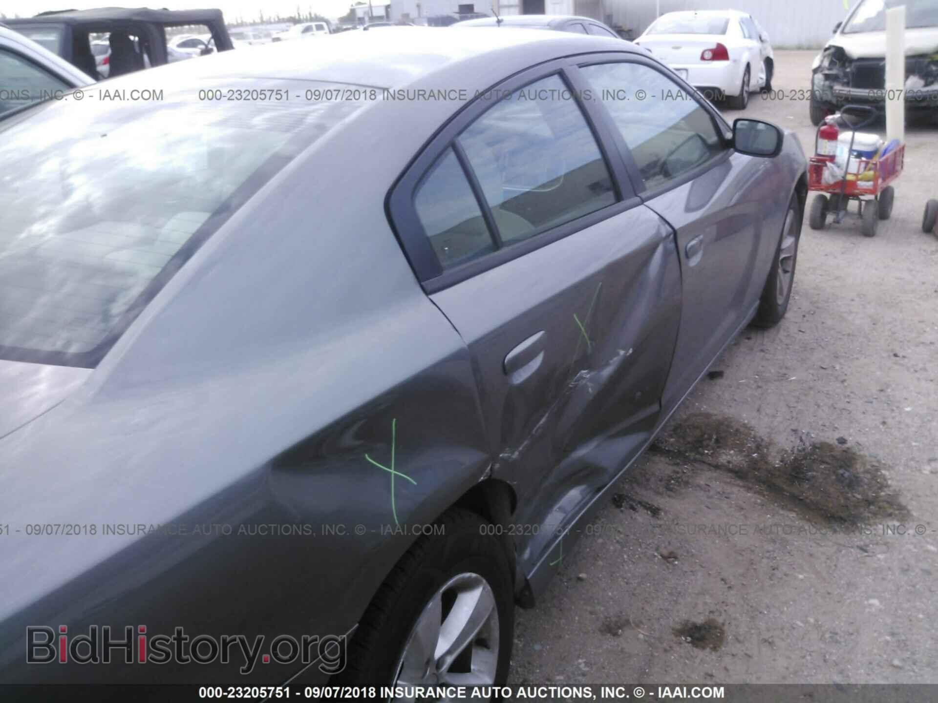 2011 Dodge Charger - VIN: 2B3CL3CG2BH539542 - Фото 6
