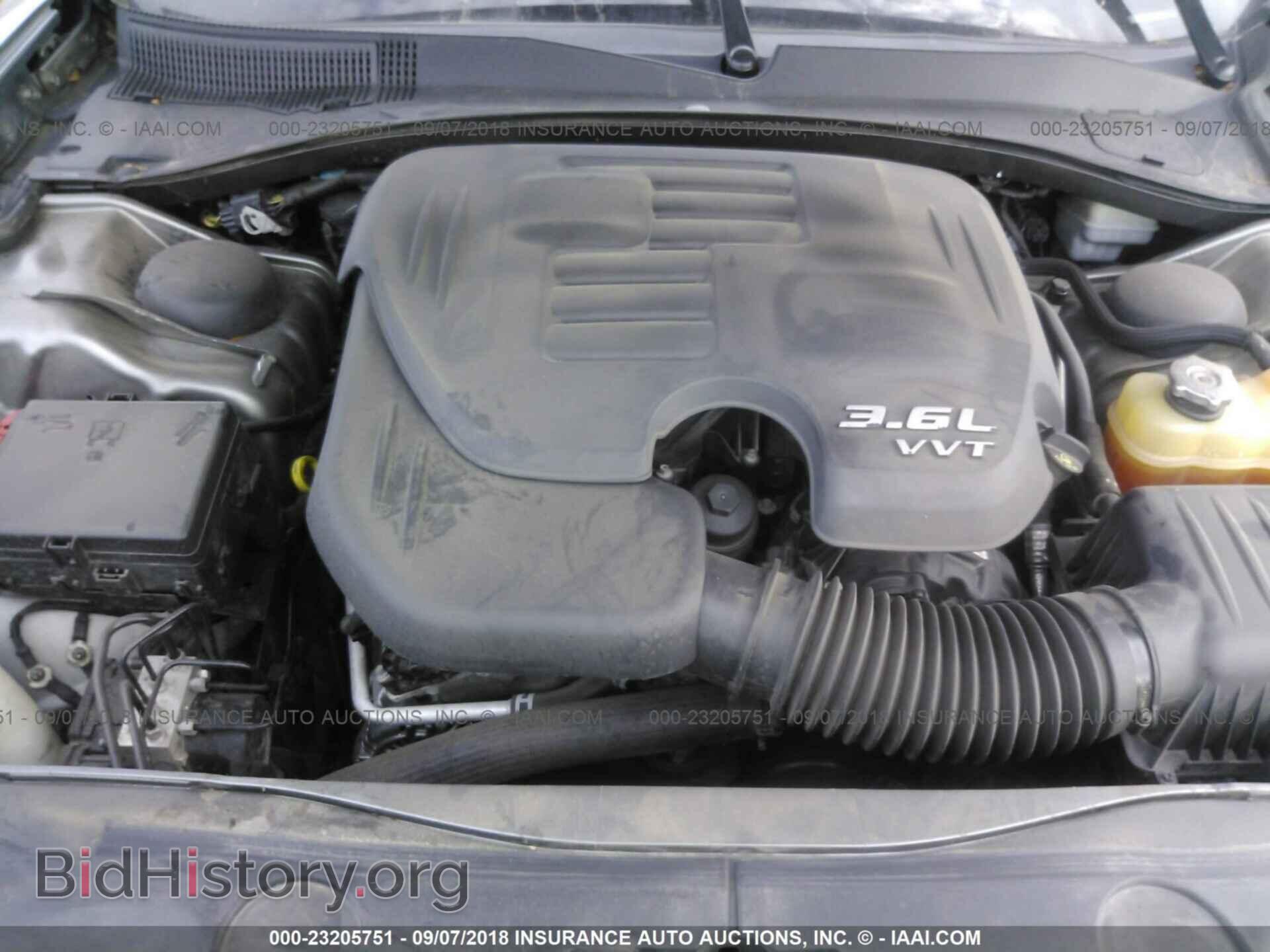 2011 Dodge Charger - VIN: 2B3CL3CG2BH539542 - Фото 10