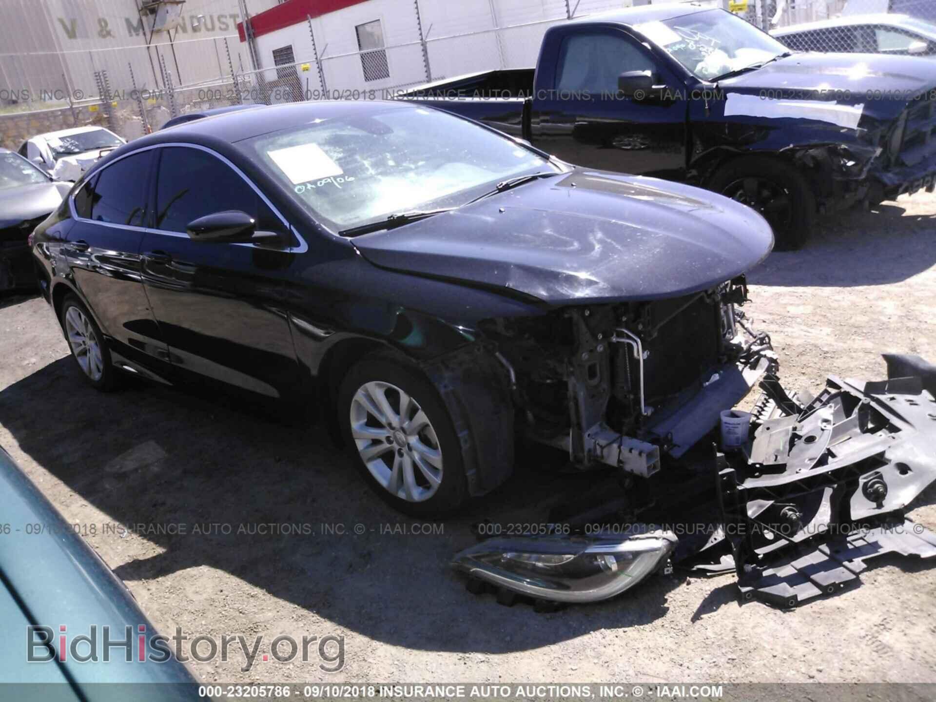 Photo 1C3CCCAB8FN634405 - Chrysler 200 2015