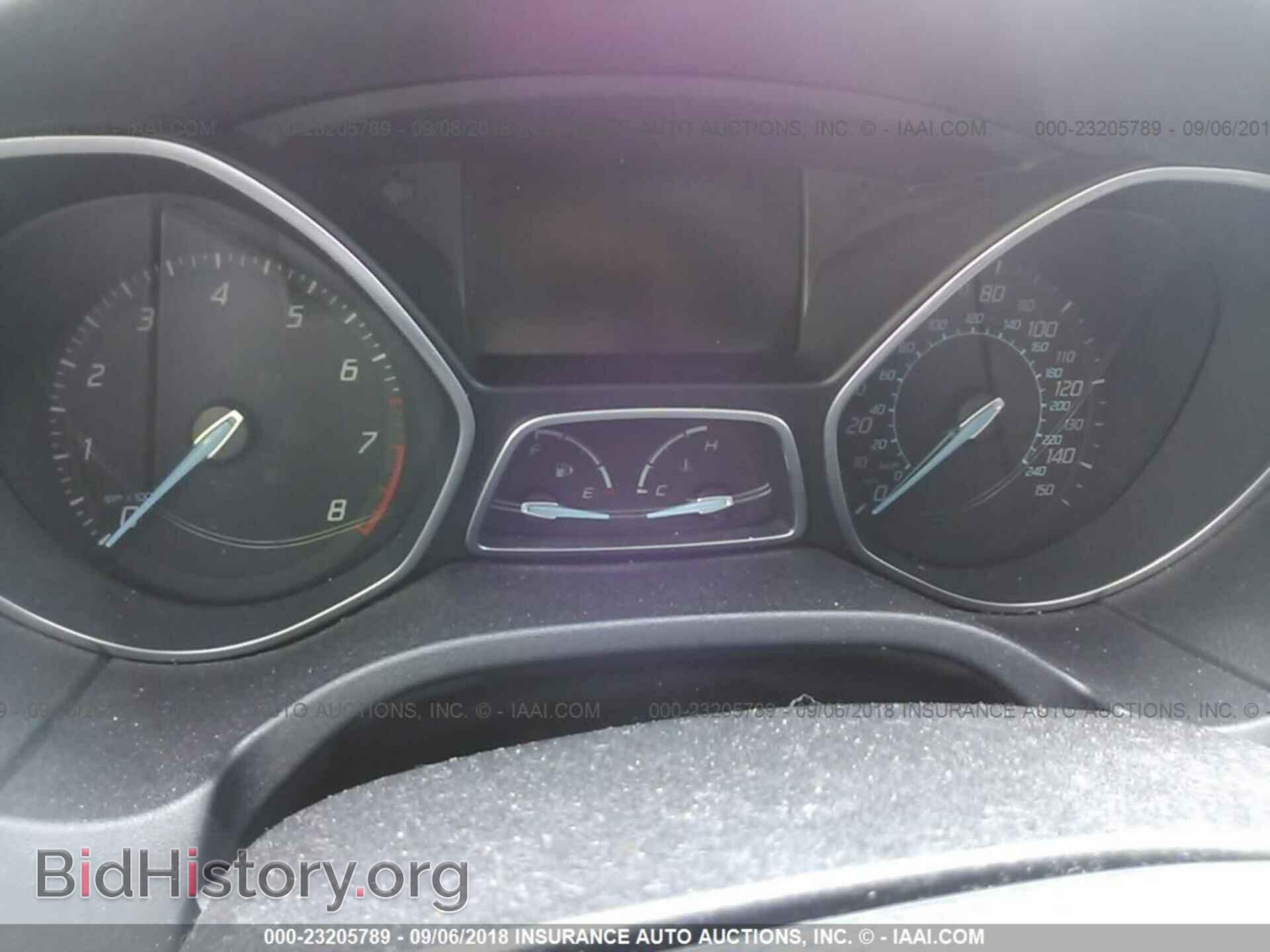 2012 Ford Focus - VIN: 1FAHP3H26CL376071 - Photo 7