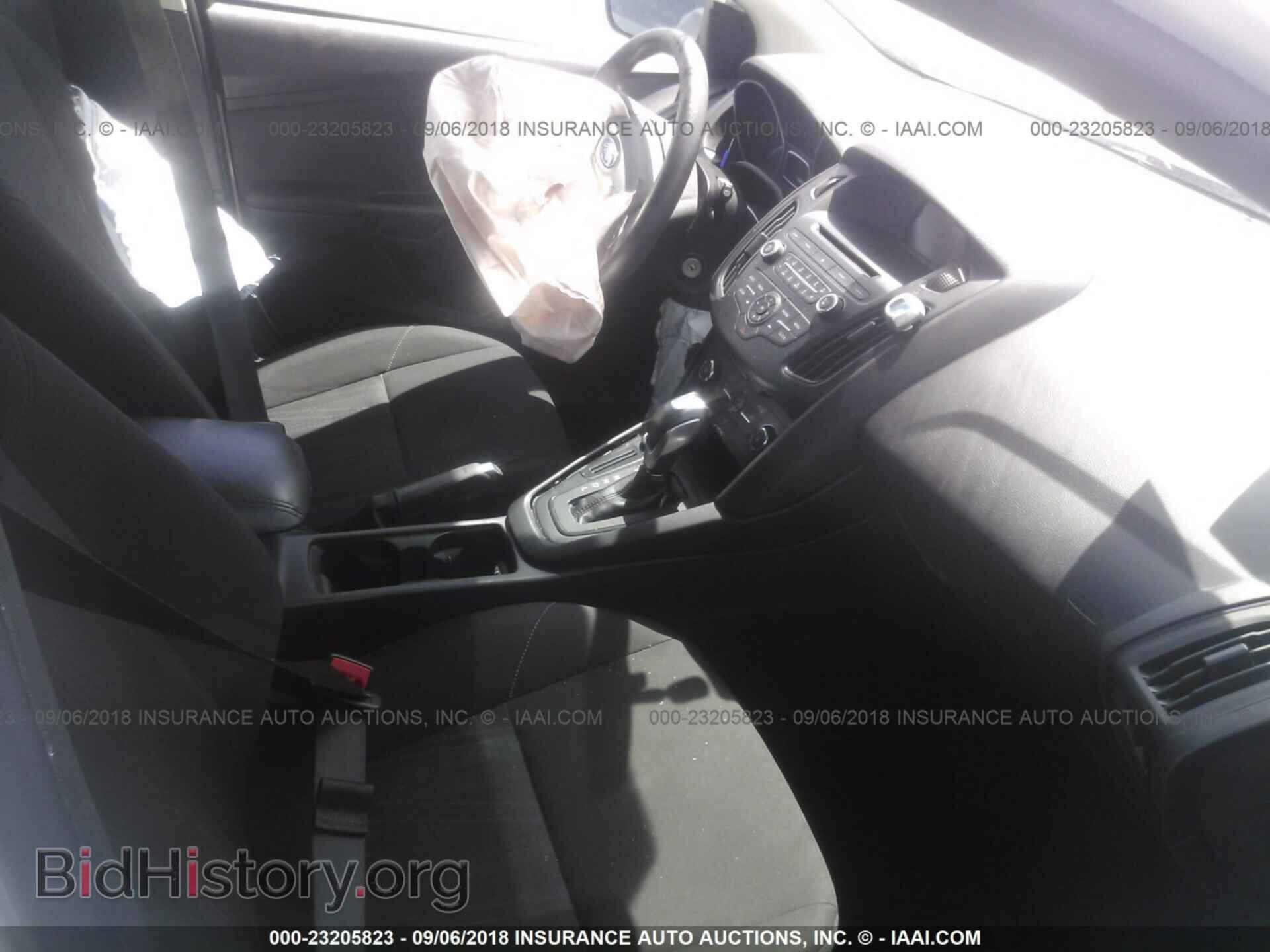 2015 Ford Focus - VIN: 1FADP3K20FL275877 - Photo 5