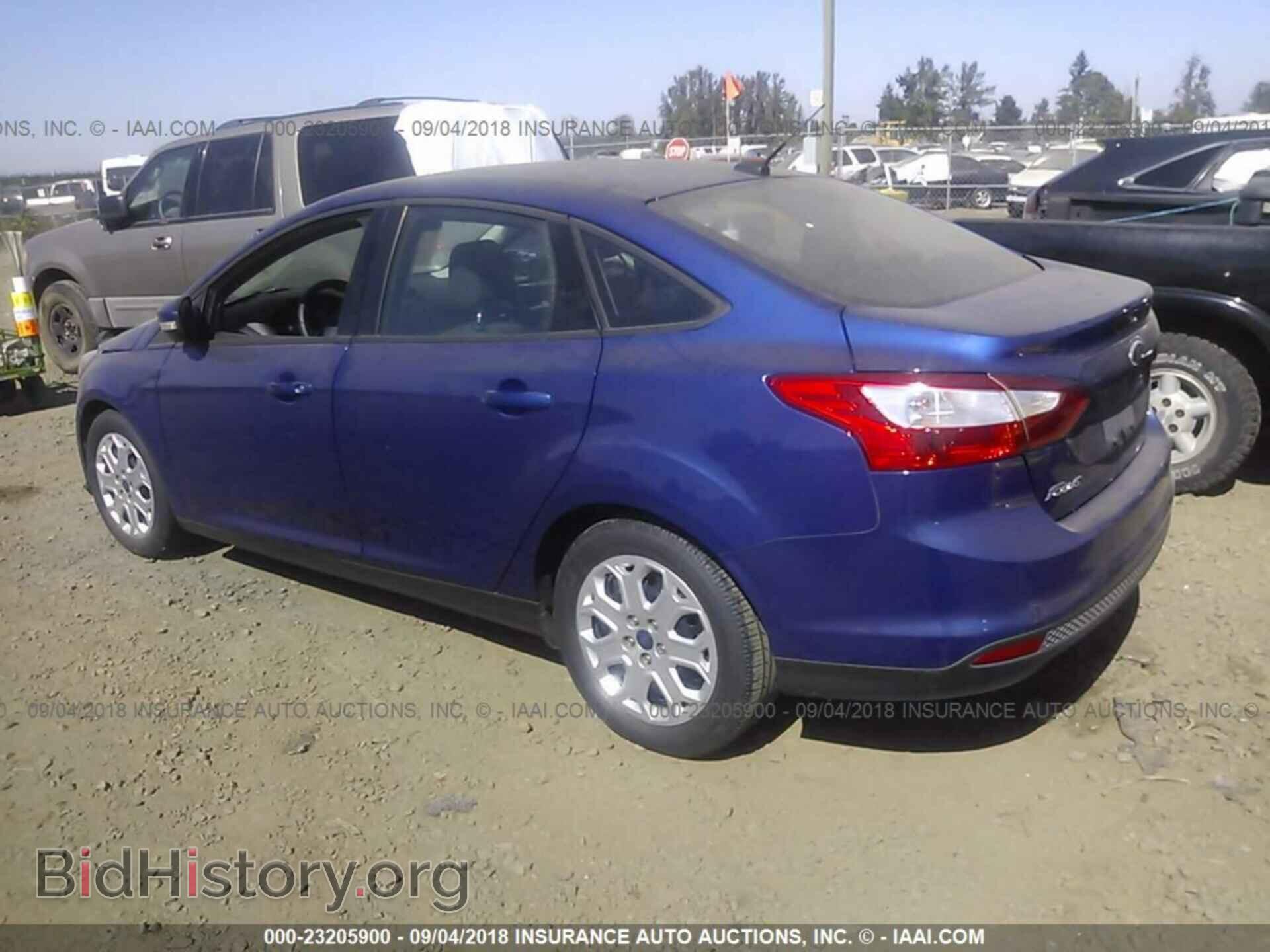 2012 Ford Focus - VIN: 1FAHP3F23CL379285 - Фото 3