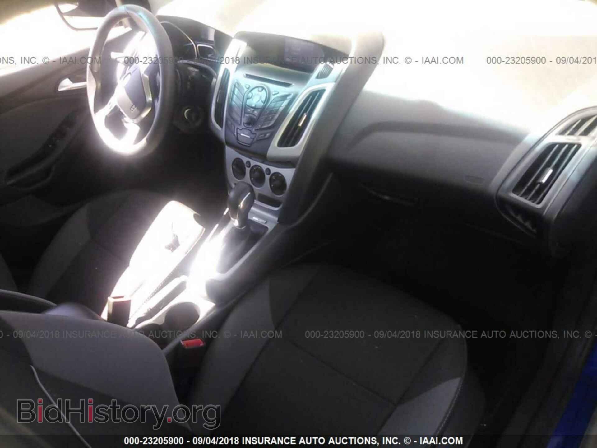 2012 Ford Focus - VIN: 1FAHP3F23CL379285 - Фото 5