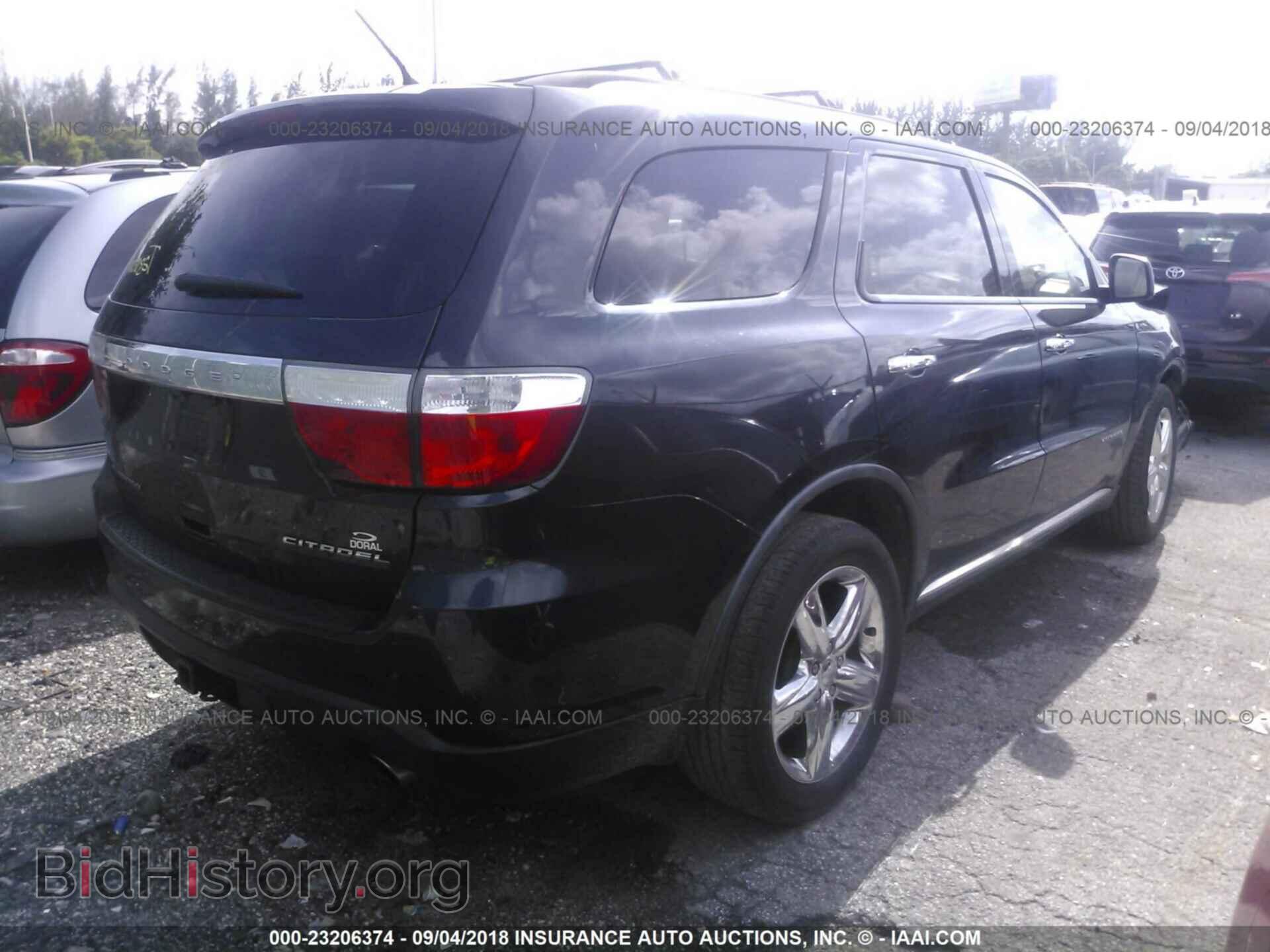 2012 Dodge Durango - VIN: 1C4SDHET8CC121764 - Photo 4